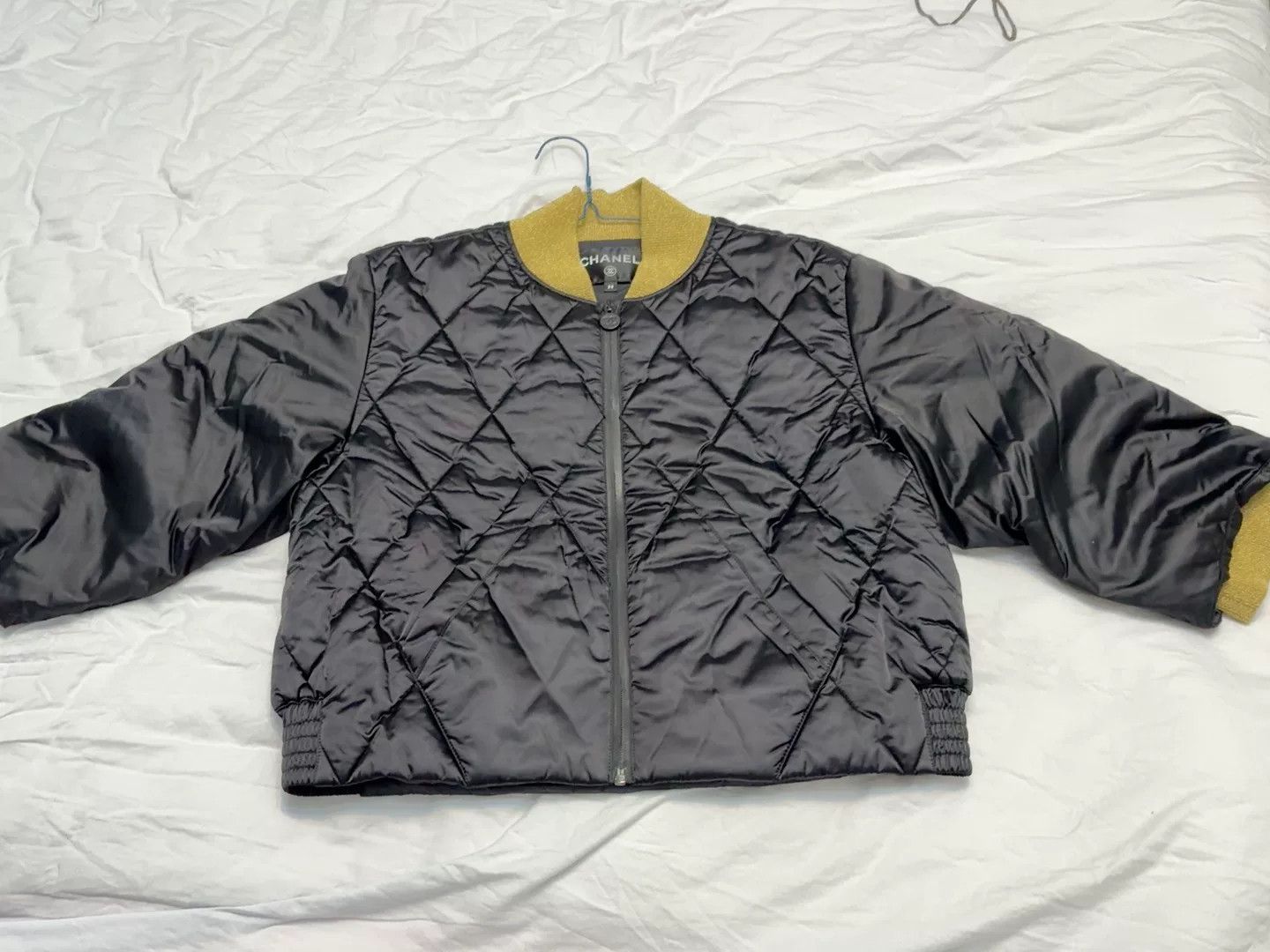 Louis Vuitton chanel black quilted bomber jacket Size US M / EU 48-50 / 2 - 5 Thumbnail