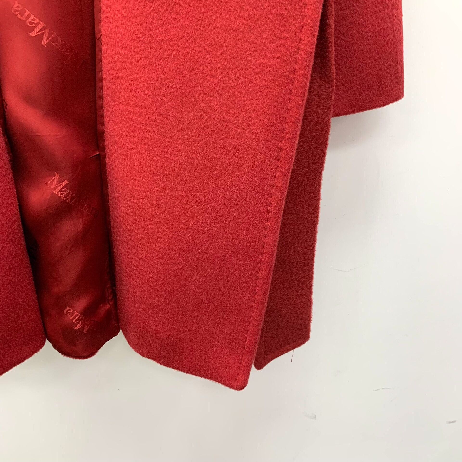 Max Mara maxmara red hooded coat with belt Size US XXS / EU 40 - 4 Thumbnail