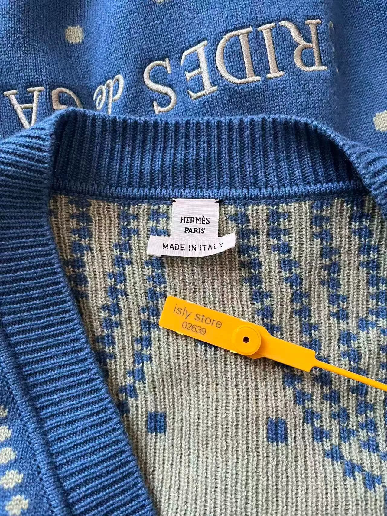 Hermes Hermes Deep V-Neck Button Cashmere Cardigan Size US S / EU 44-46 / 1 - 4 Thumbnail