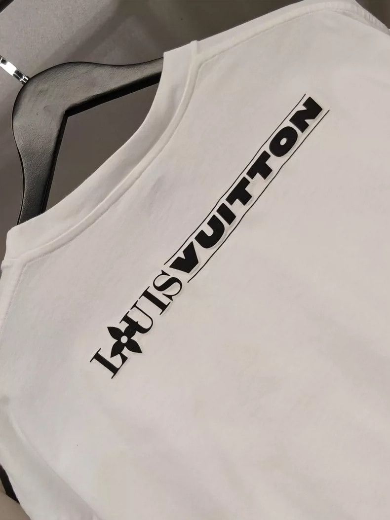 Louis Vuitton NBA x LV America's Cup T-Shirt Size US L / EU 52-54 / 3 - 7 Thumbnail