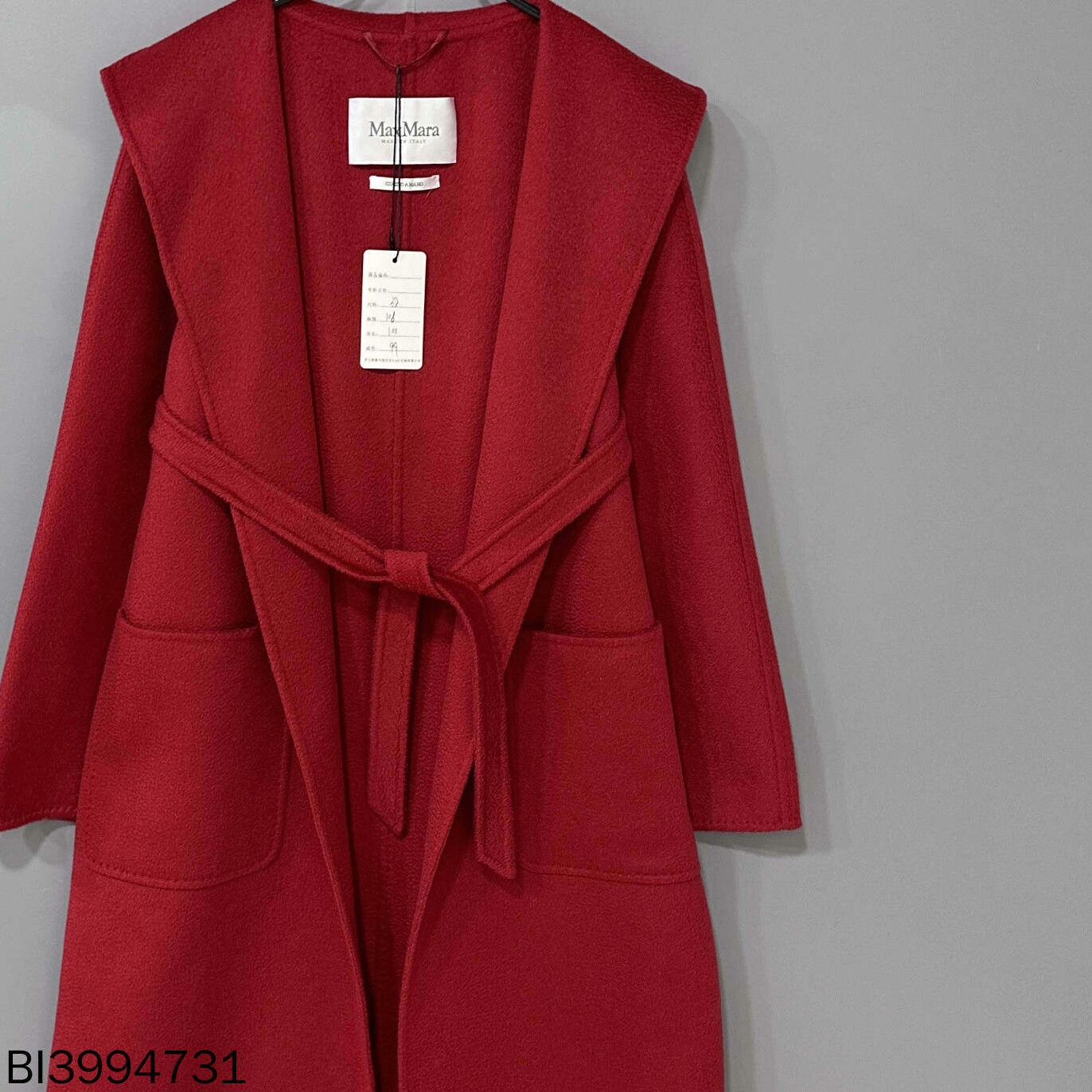 Max Mara lilia cashmere wave robe by MaxMara Size US M / EU 48-50 / 2 - 2 Thumbnail