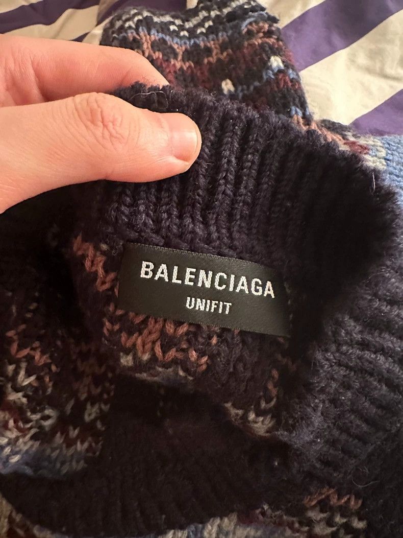 Balenciaga Balenciaga Ethnic Style Sweater Size US XS / EU 42 / 0 - 3 Thumbnail