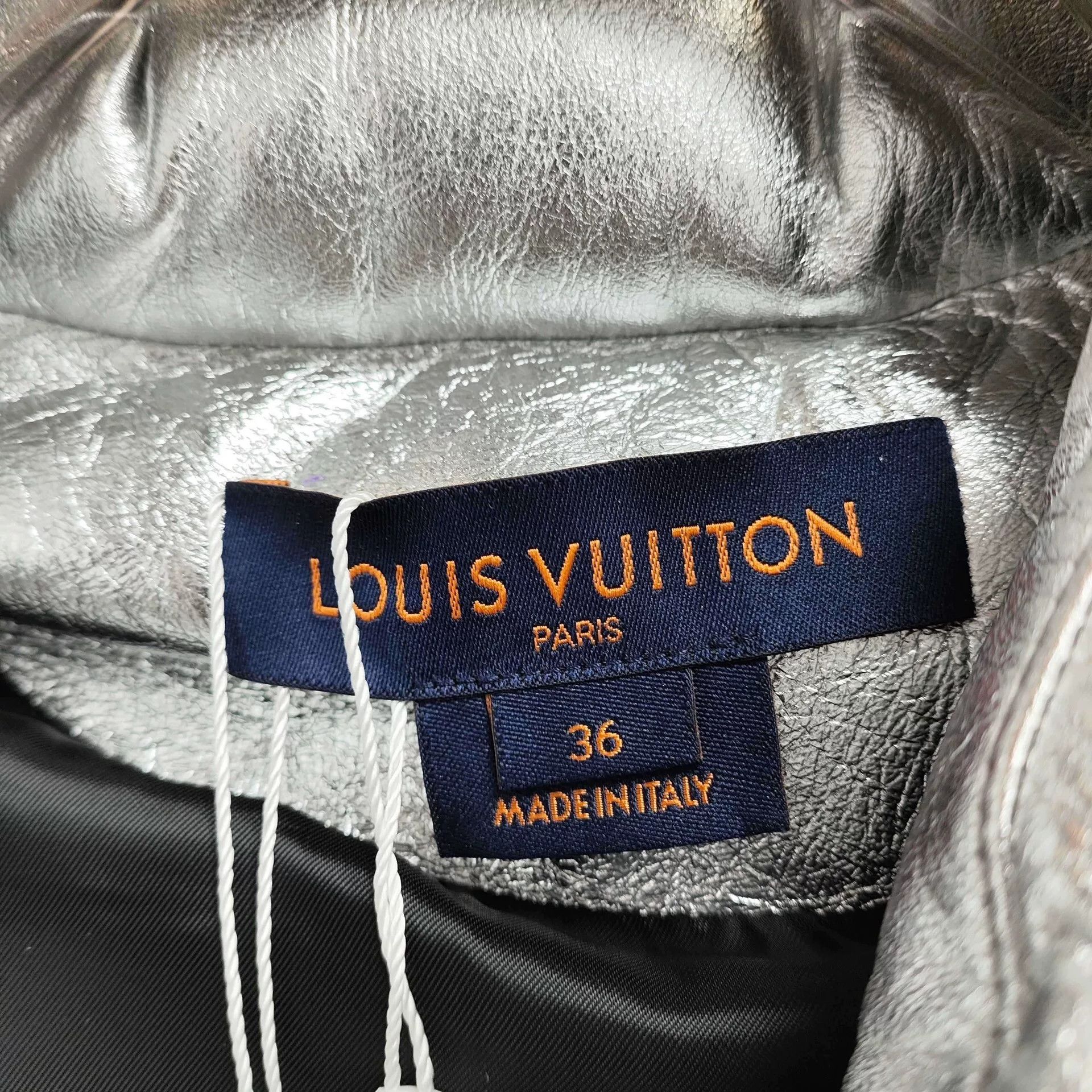 Louis Vuitton Louis Vuitton Silver Down Vest Size 36 Size US XS / EU 42 / 0 - 3 Thumbnail