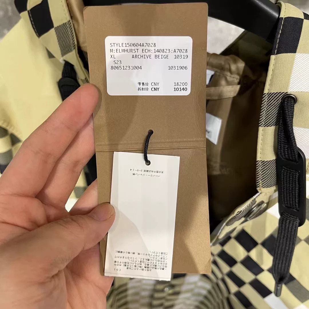 Burberry Burberry New Plaid Hooded Jacket Size US XL / EU 56 / 4 - 5 Thumbnail
