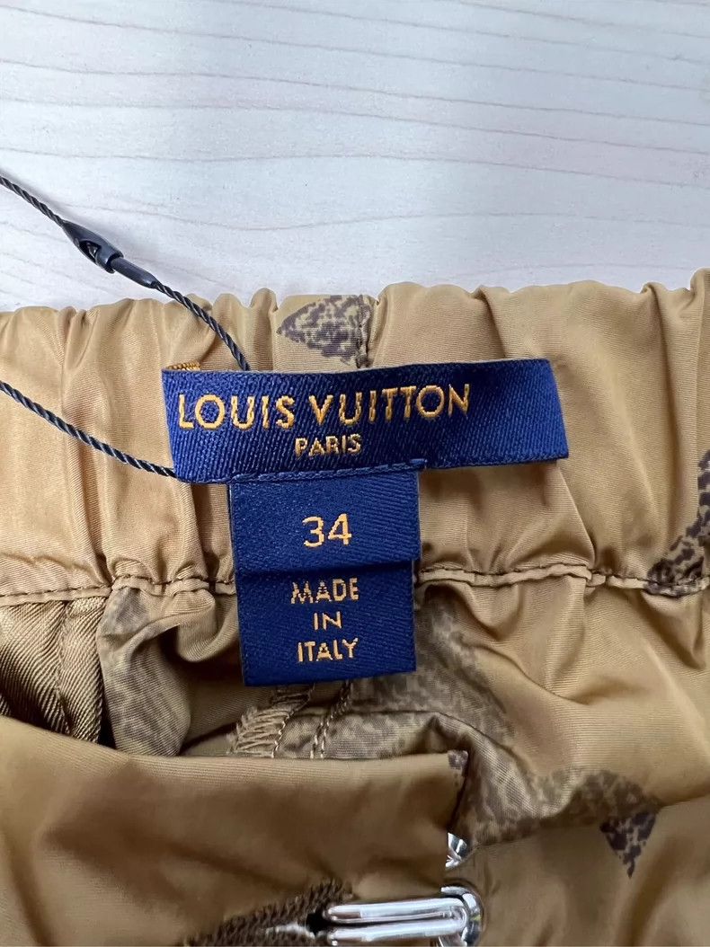Louis Vuitton LOUIS VUITTON Monogram Logo Pants Size US 34 / EU 50 - 3 Thumbnail