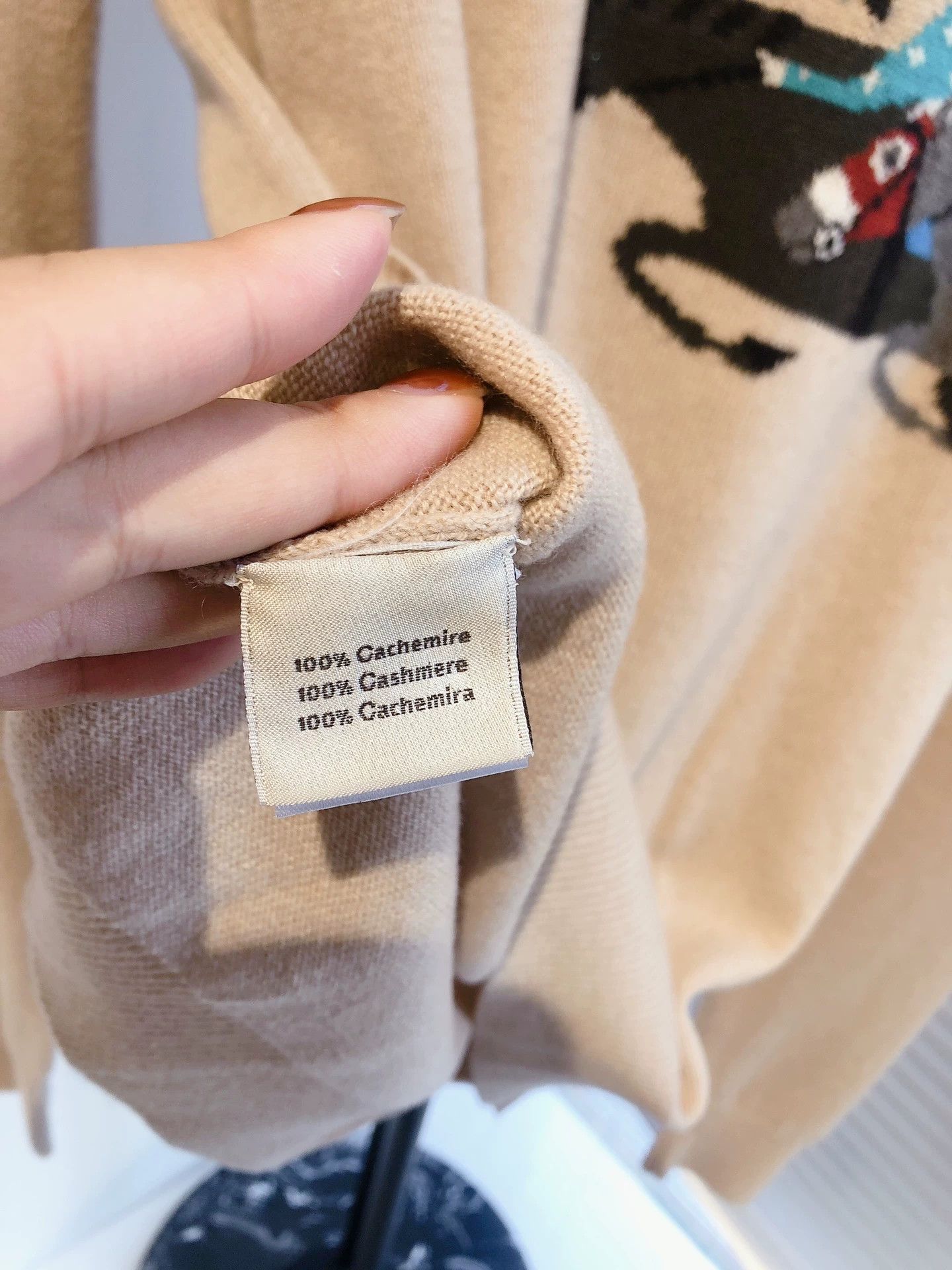 Hermes Hermes Camel Horse Embroidery Sweater Size US S / EU 44-46 / 1 - 8 Thumbnail