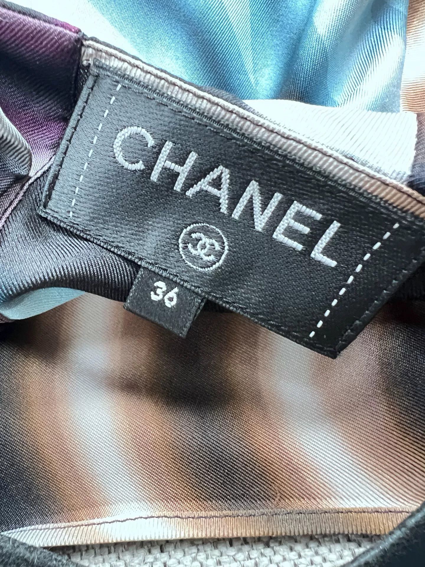Chanel Chanel 21S Neon Logo Short Sleeve Top Size US L / EU 52-54 / 3 - 5 Thumbnail