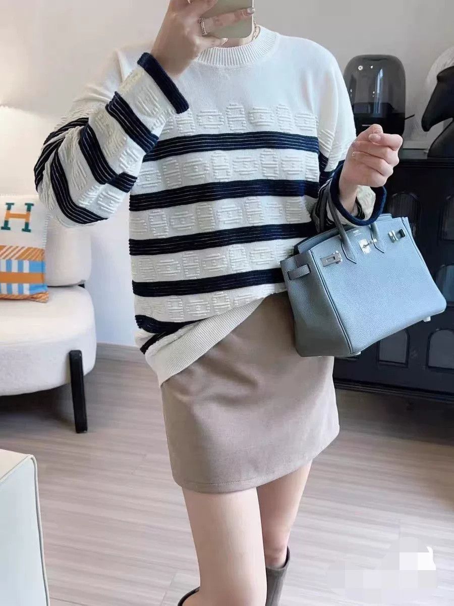 Hermes Hermes Blue Stripe Cashmere Sweater Size US S / EU 44-46 / 1 - 9 Thumbnail