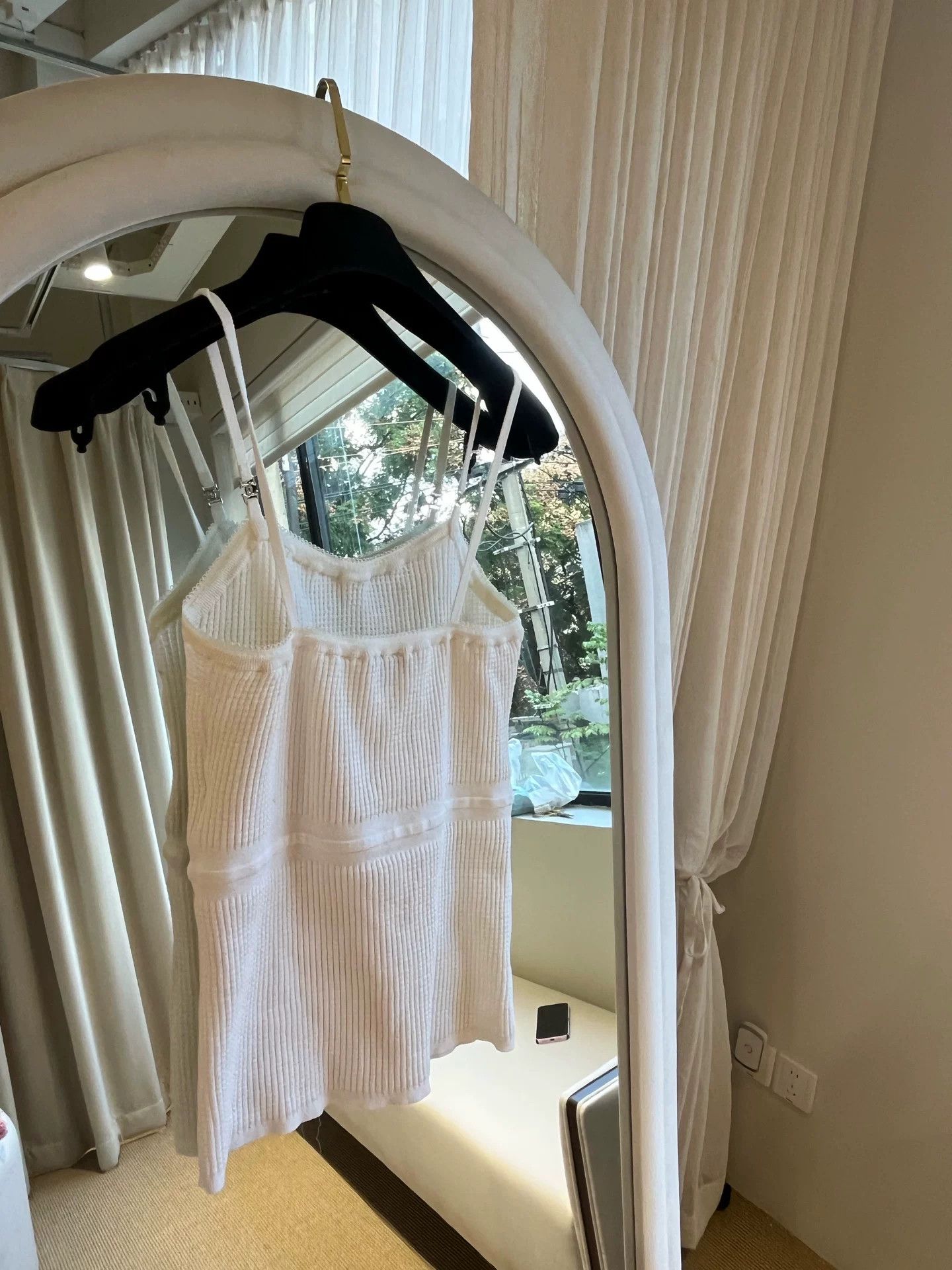 Chanel Chanel 24A White Knit Camisole Size US L / EU 52-54 / 3 - 2 Thumbnail