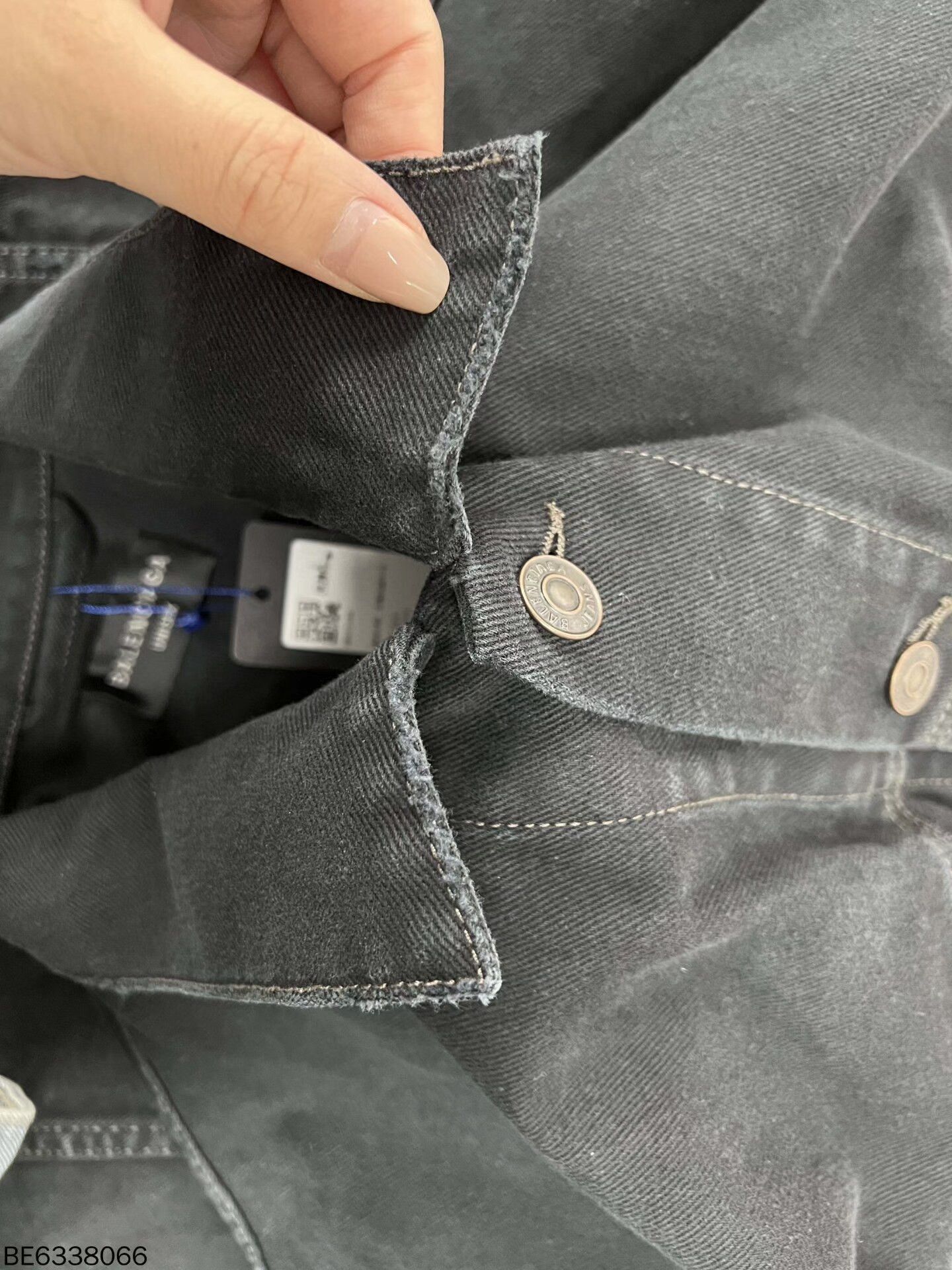 Balenciaga Balenciaga Logo Denim Jacket Single Breasted Size US S / EU 44-46 / 1 - 5 Thumbnail