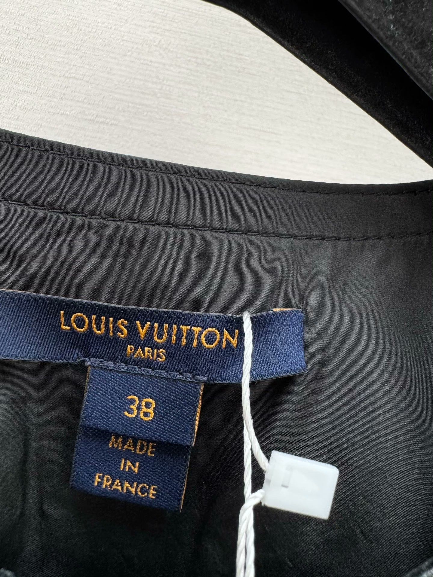 Louis Vuitton Louis Vuitton Woven Coat Size 38 Size US M / EU 48-50 / 2 - 2 Thumbnail