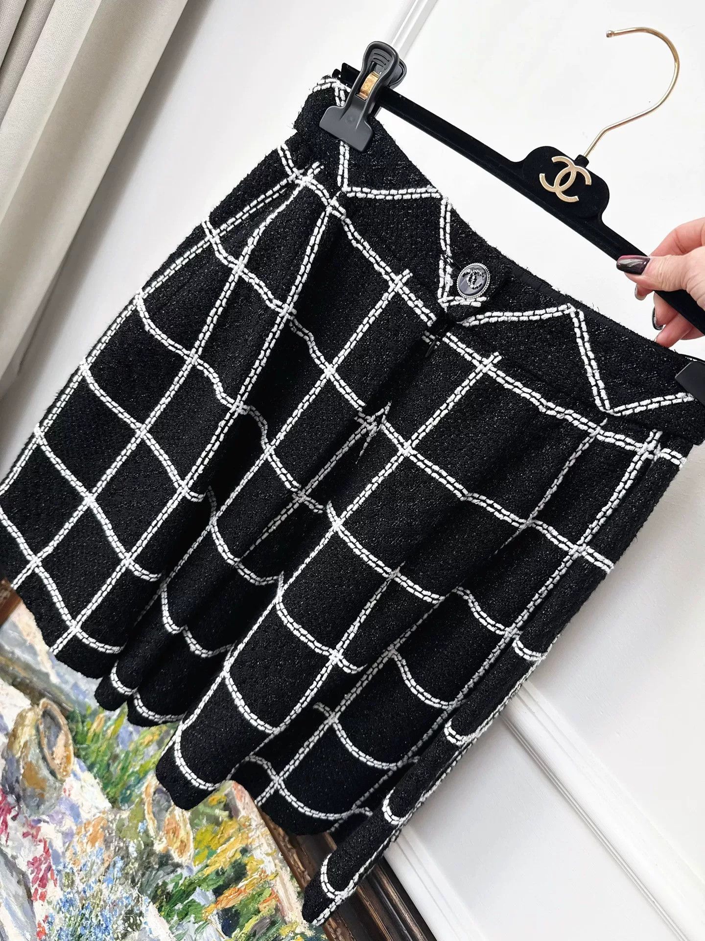 Chanel black and white checkered midi skirt Size US 38 / EU 54 - 2 Thumbnail