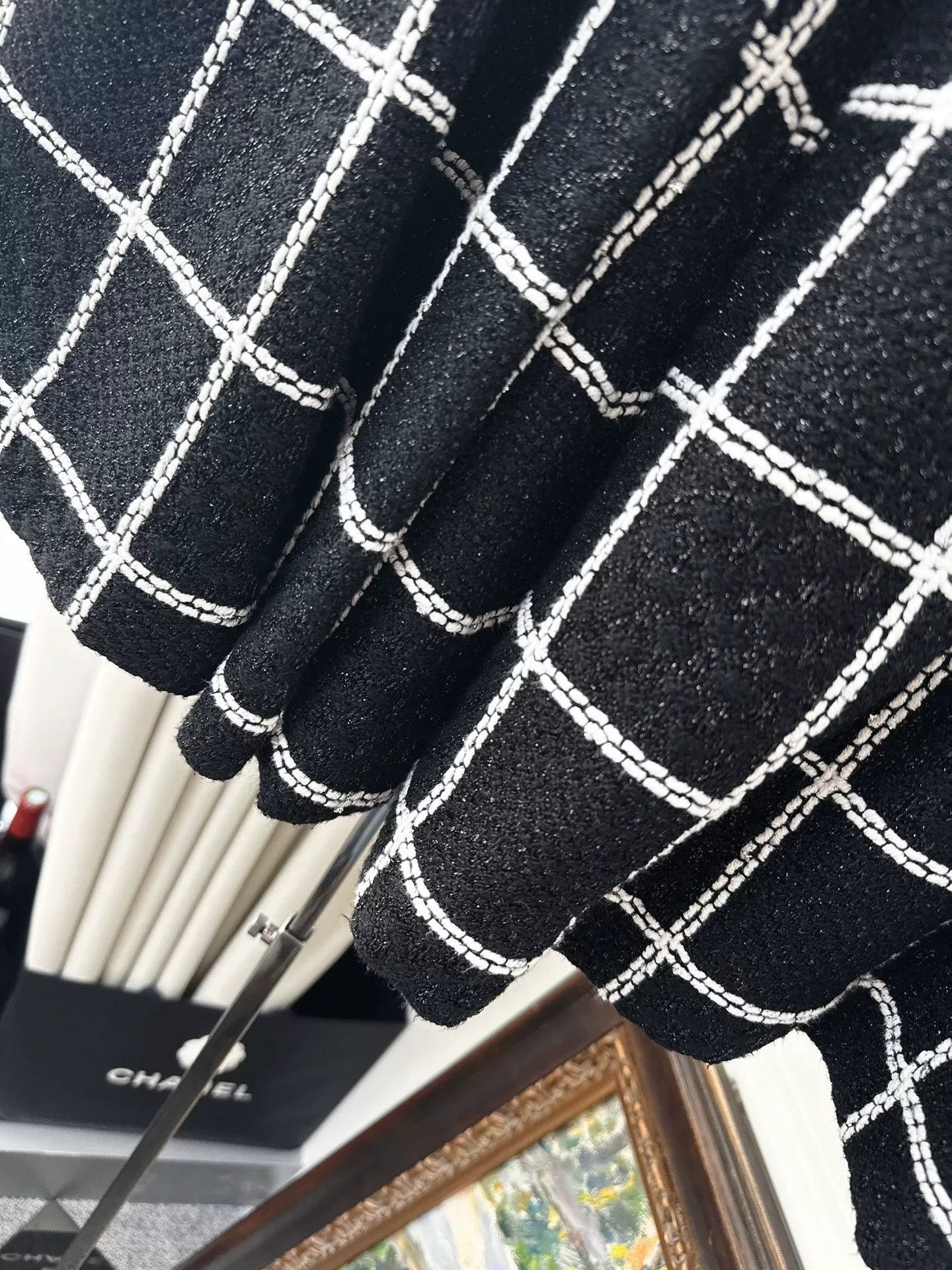 Chanel black and white checkered midi skirt Size US 38 / EU 54 - 5 Thumbnail