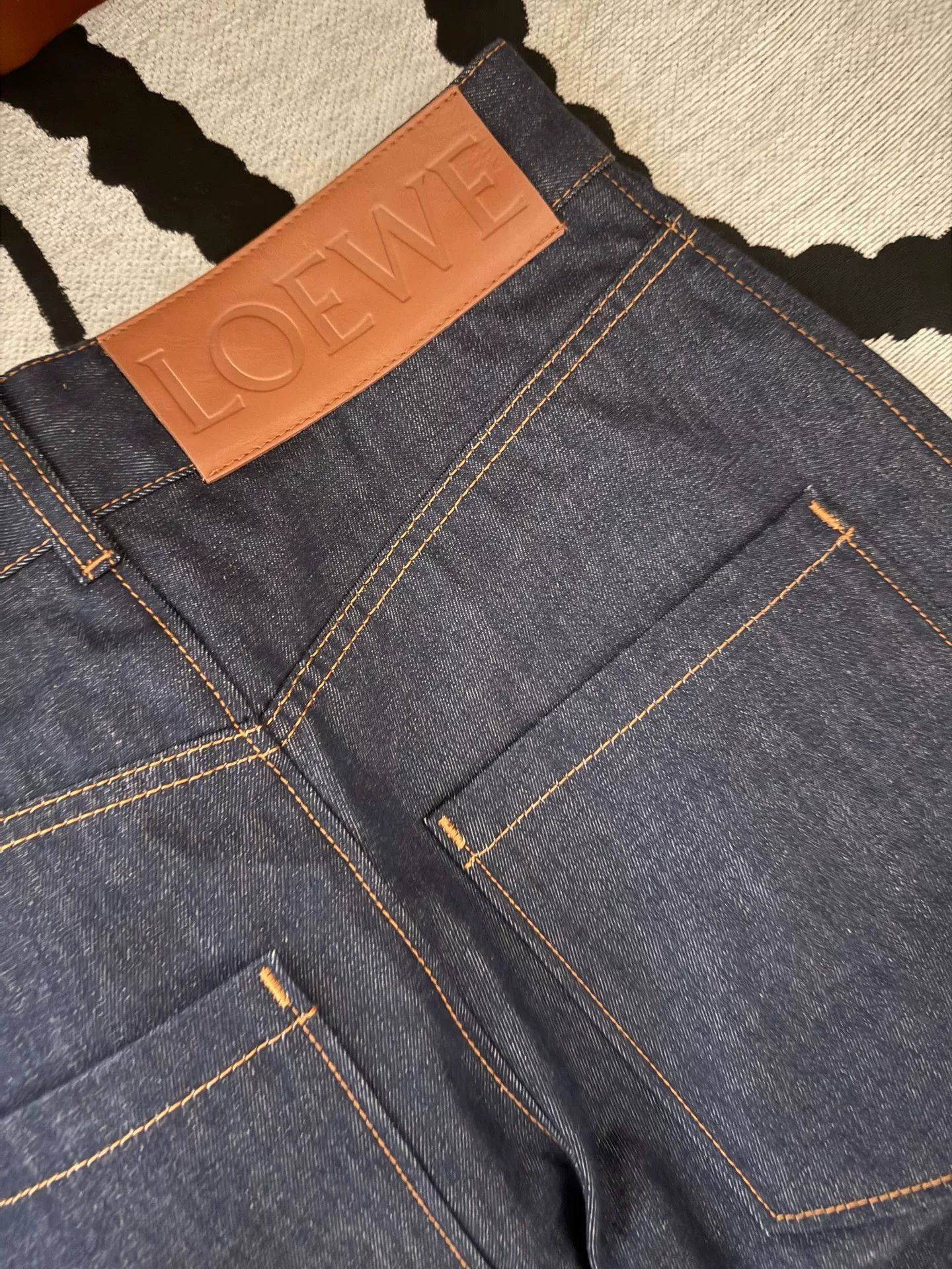 Loewe new loewe embroidered logo denim pants Size US 34 / EU 50 - 6 Thumbnail