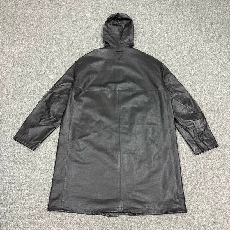 Prada Prada Black Lambskin Triangle Logo Trench Coat Size US M / EU 48-50 / 2 - 3 Thumbnail