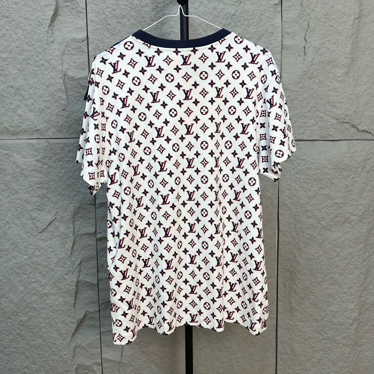 Louis Vuitton LV Monogram Short Sleeve Top Size US XL / EU 56 / 4 - 2 Thumbnail