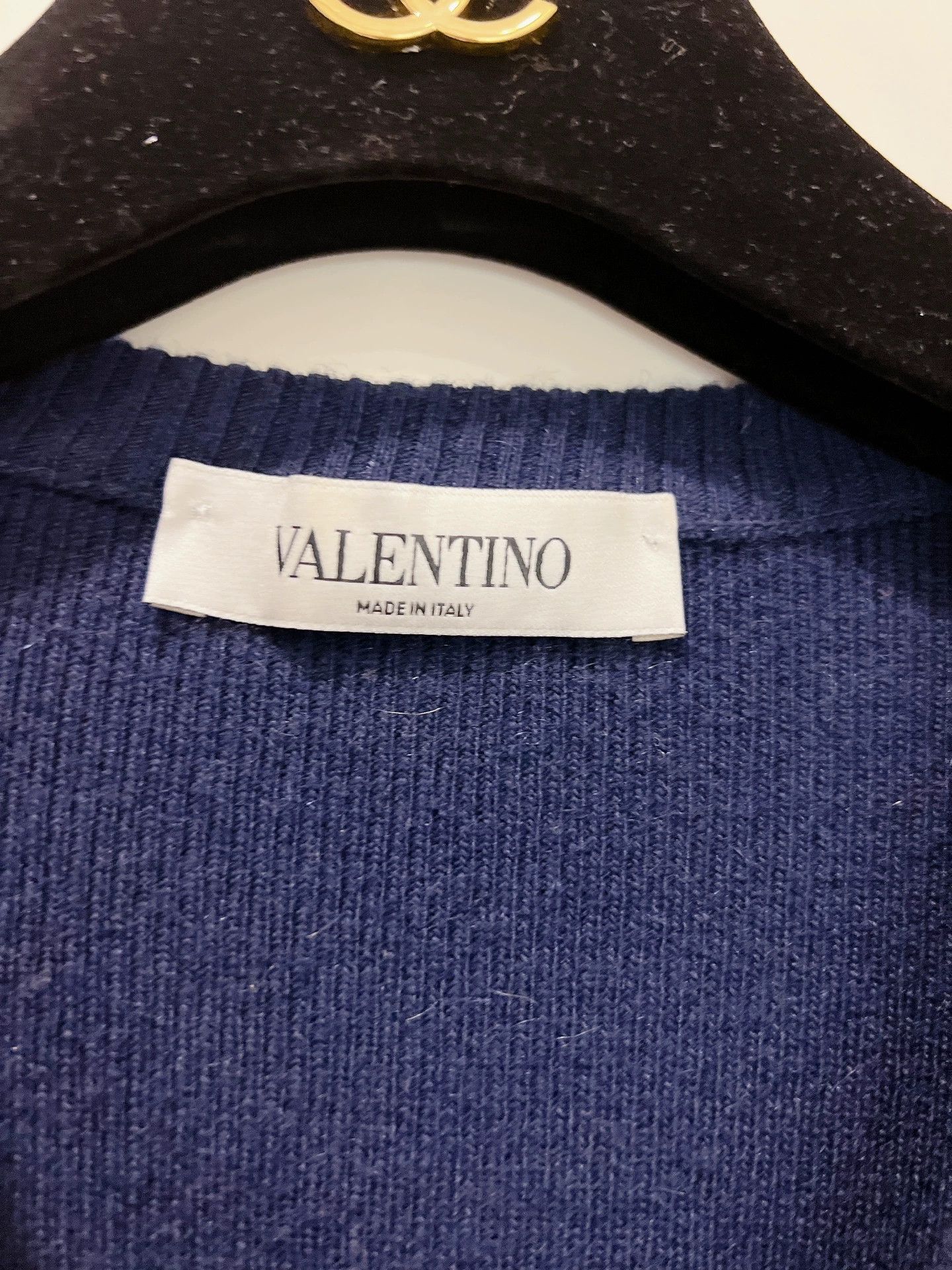 Valentino Valentino Runway V-Neck Sweater Size US S / EU 44-46 / 1 - 5 Thumbnail