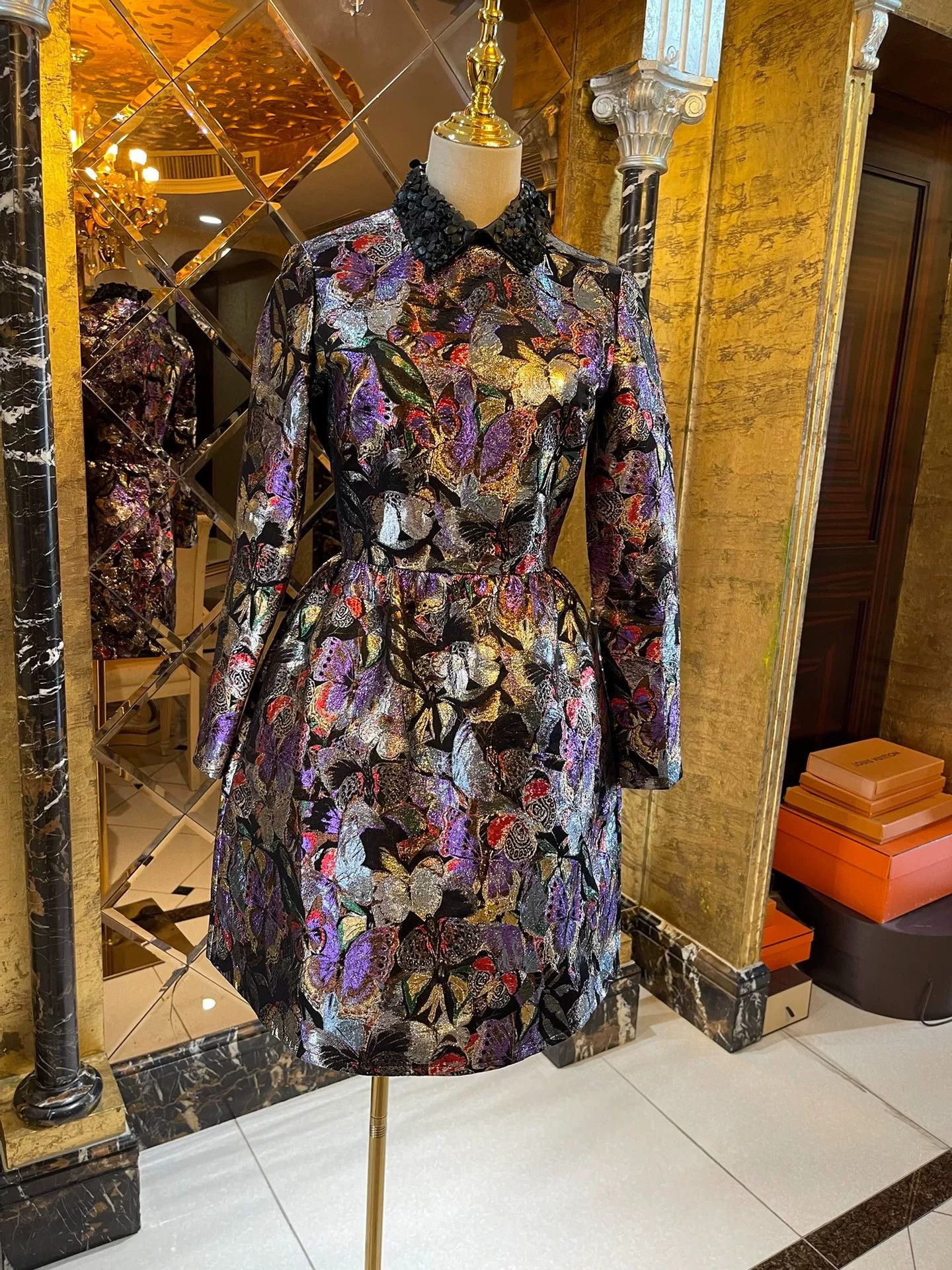 Valentino Valentino Gold Butterfly Embroidered Dress Size US 38 / EU 54 - 2 Thumbnail