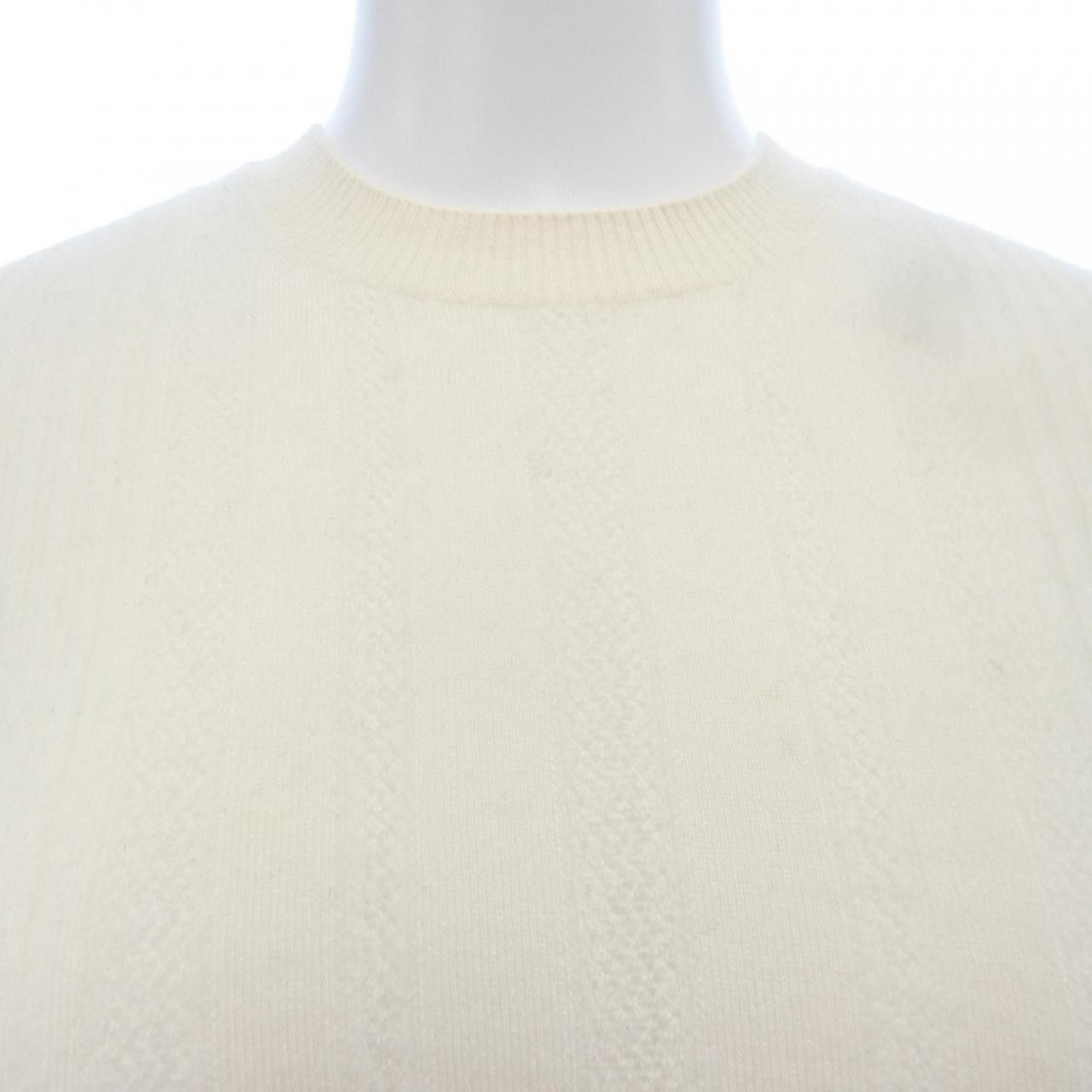 Chanel Chanel Chanel Cashmere Knit Others Tops P73813K10579 DUTY FREE for USA Size ONE SIZE - 5 Thumbnail