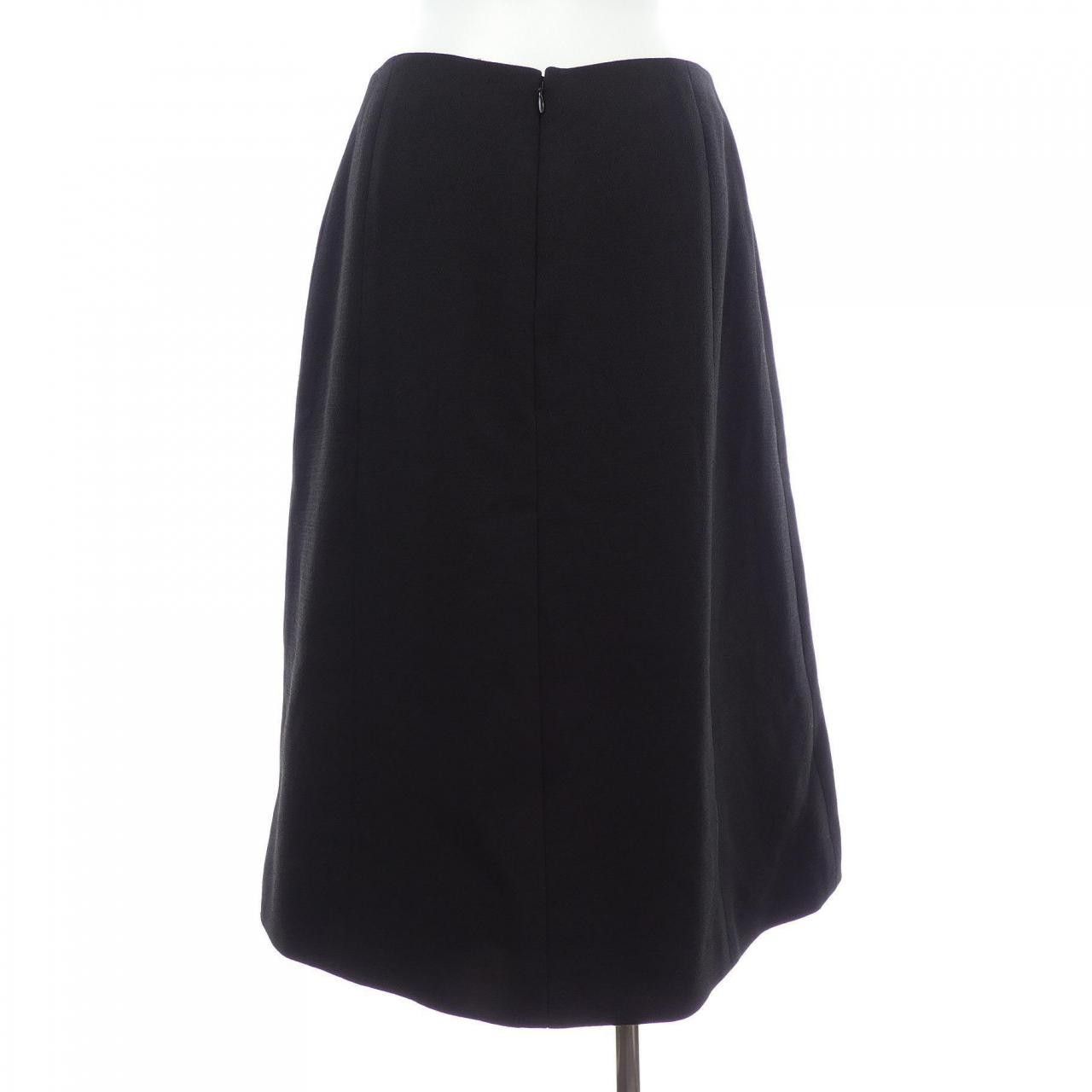 Chanel Chanel Chanel P71822V63363 Silk Skirt Others Skirts P71822V63363 DUTY FREE for USA Size ONE SIZE - 2 Thumbnail