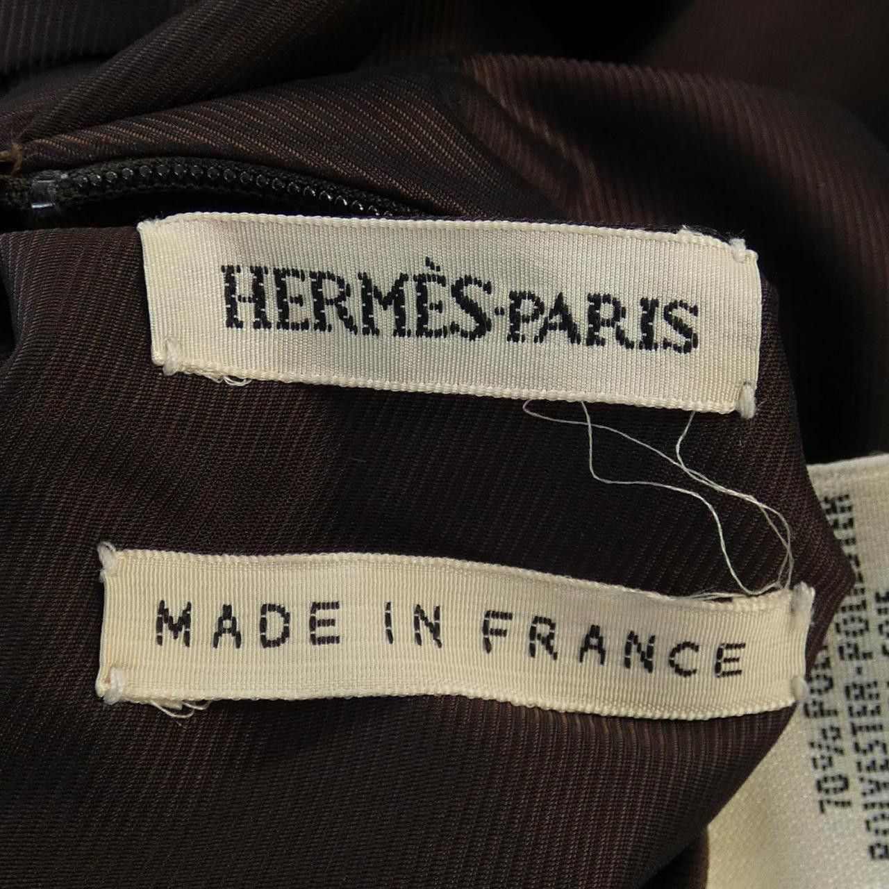 Hermes Hermes Hermès Twill Reine Silk Polyester Vest Others Tops DUTY FREE for USA Size ONE SIZE - 5 Thumbnail