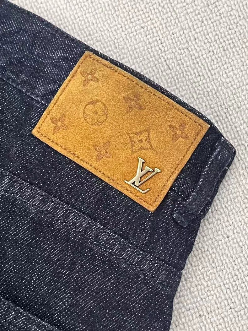 Louis Vuitton Louis Vuitton Bow Distressed Denim Jeans Men Size US 31 - 3 Thumbnail