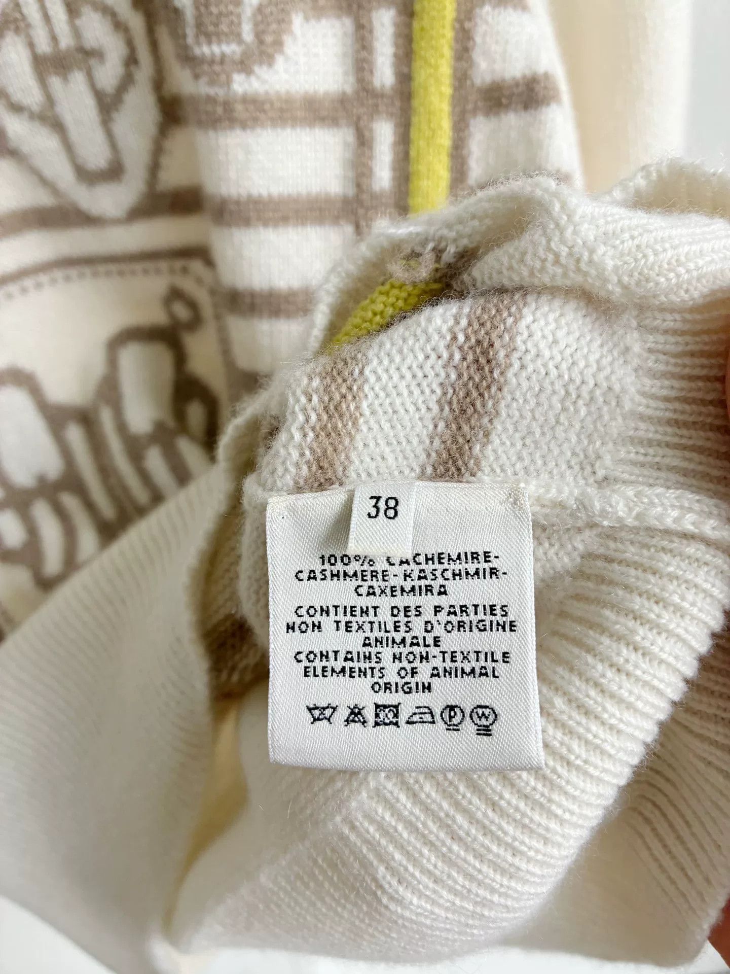 Hermes Hermes Beige Cashmere Knit Sweater Size US M / EU 48-50 / 2 - 5 Thumbnail