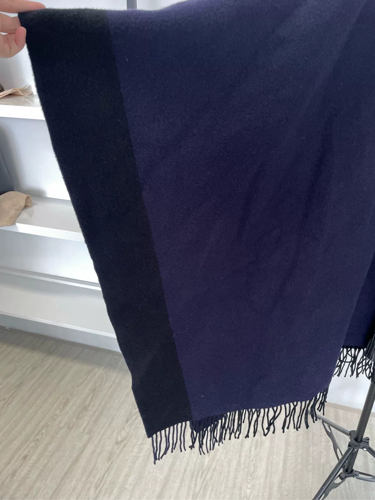Hermes Hermes Reversible Cashmere Fringe Cape Size US S / EU 44-46 / 1 - 4 Thumbnail