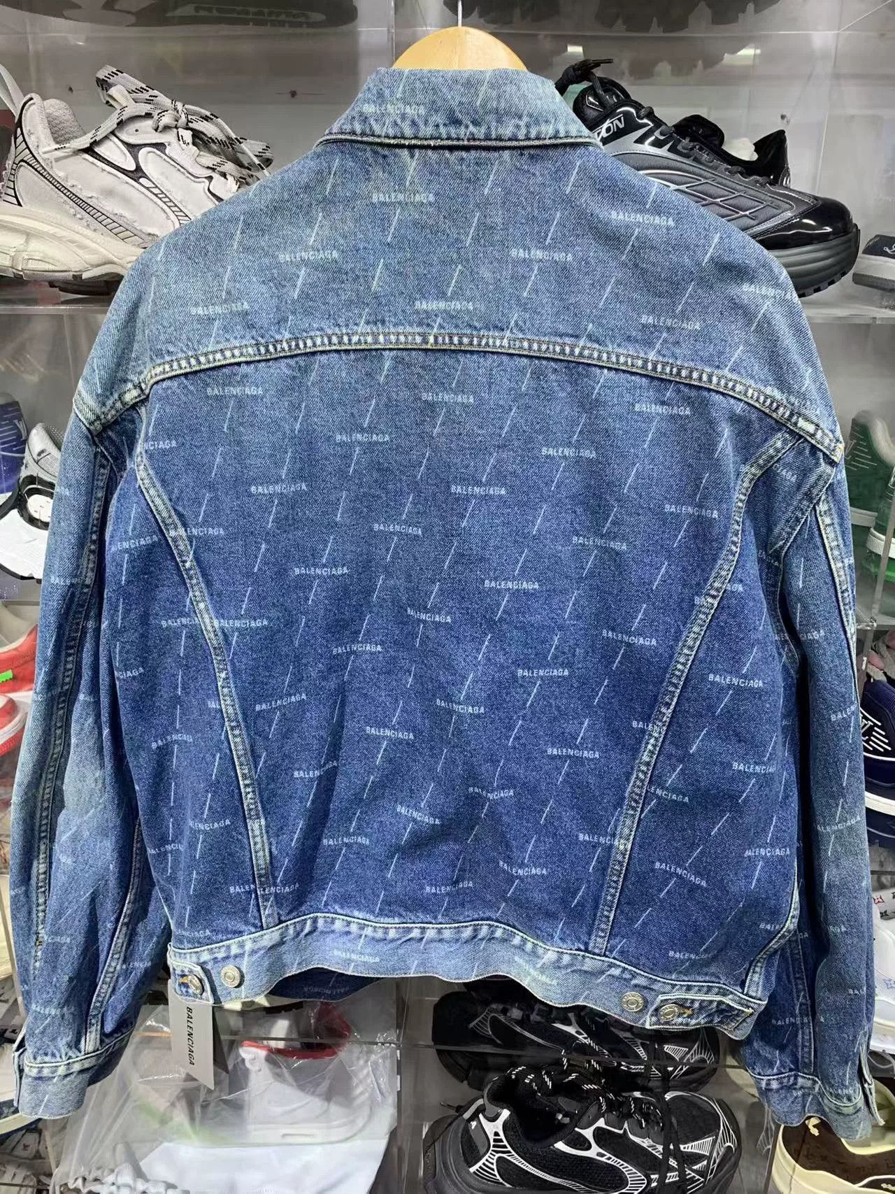 Balenciaga Balenciaga Denim Logo Print Casual Jacket Size US XL / EU 56 / 4 - 2 Thumbnail