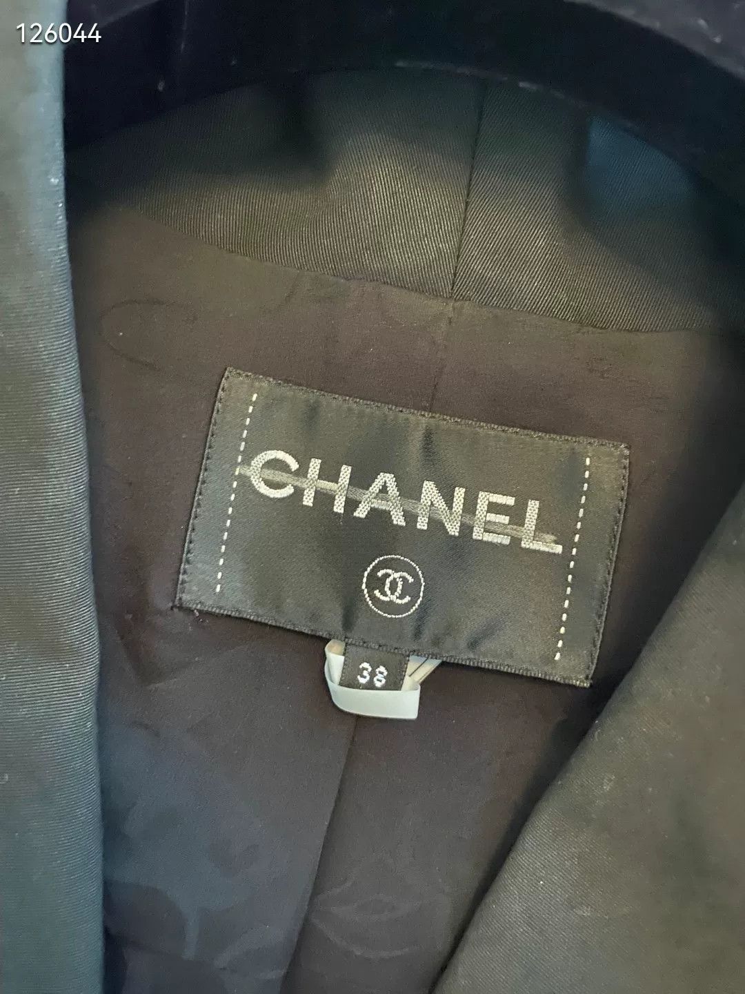 Chanel Chanel Cuba Series Distressed Black Jacket Size US M / EU 48-50 / 2 - 3 Thumbnail