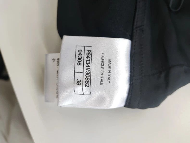 Chanel Chanel Black Cropped Pants Size 38 Size US 38 / EU 54 - 4 Thumbnail