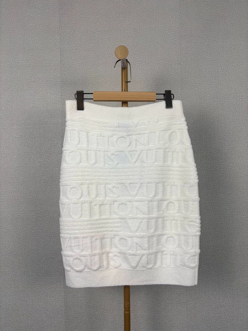 Louis Vuitton LV Embossed White Midi Skirt Size US 38 / EU 54 - 2 Thumbnail