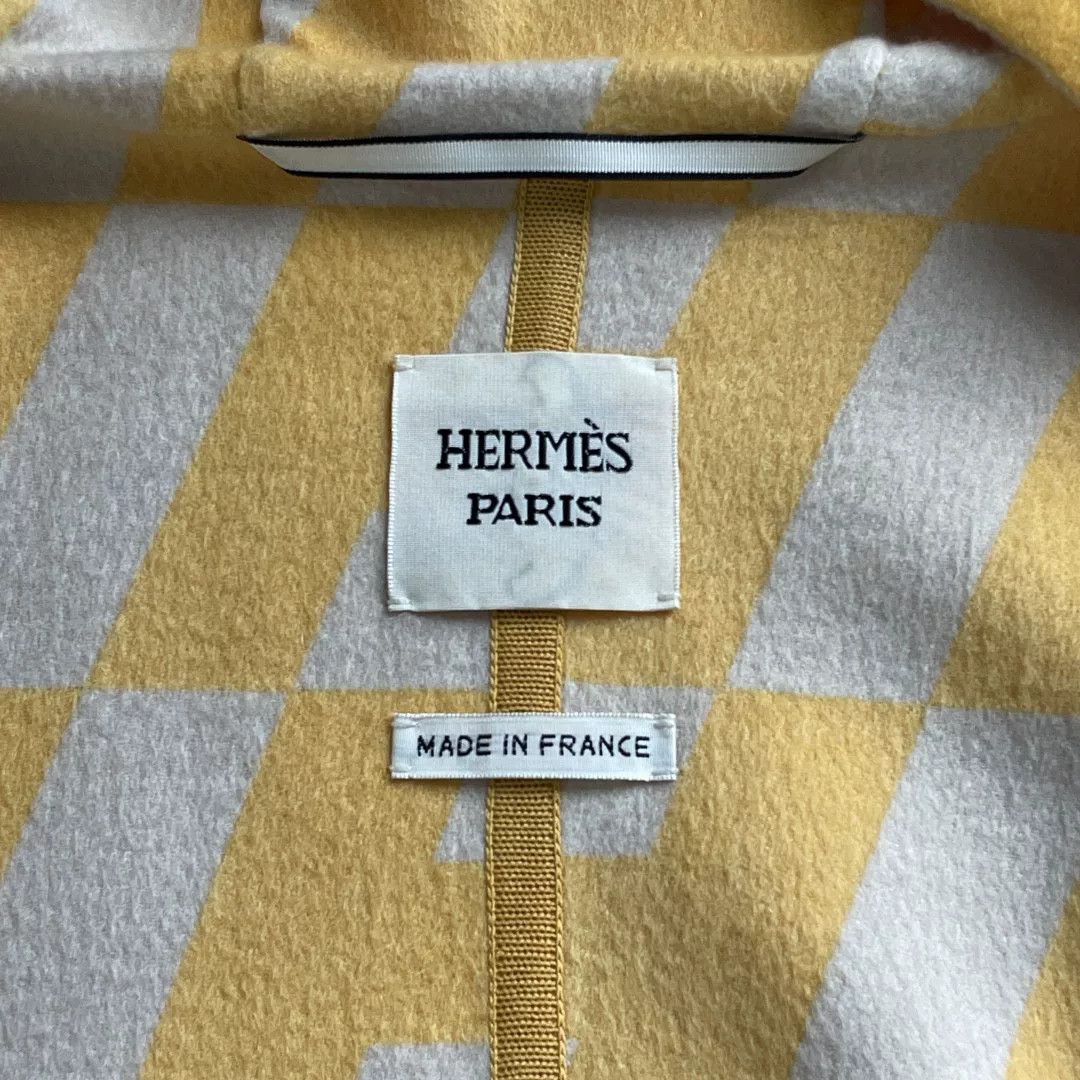 Hermes Hermès Resort 2017 Yellow Trench Coat Size US S / EU 44-46 / 1 - 6 Thumbnail