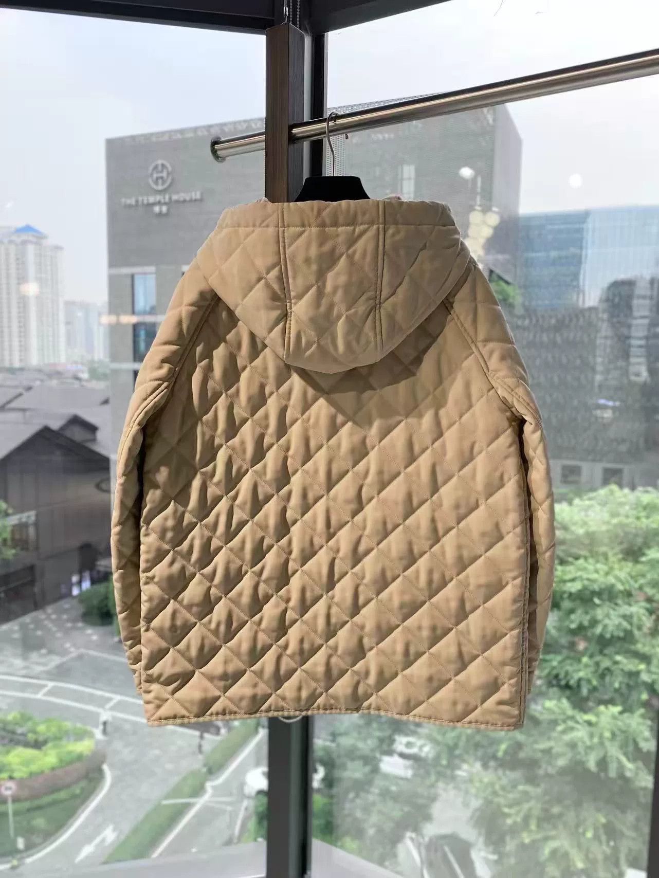 Burberry Burberry Quilted Diamond Pattern Cotton Coat Size US S / EU 44-46 / 1 - 5 Thumbnail