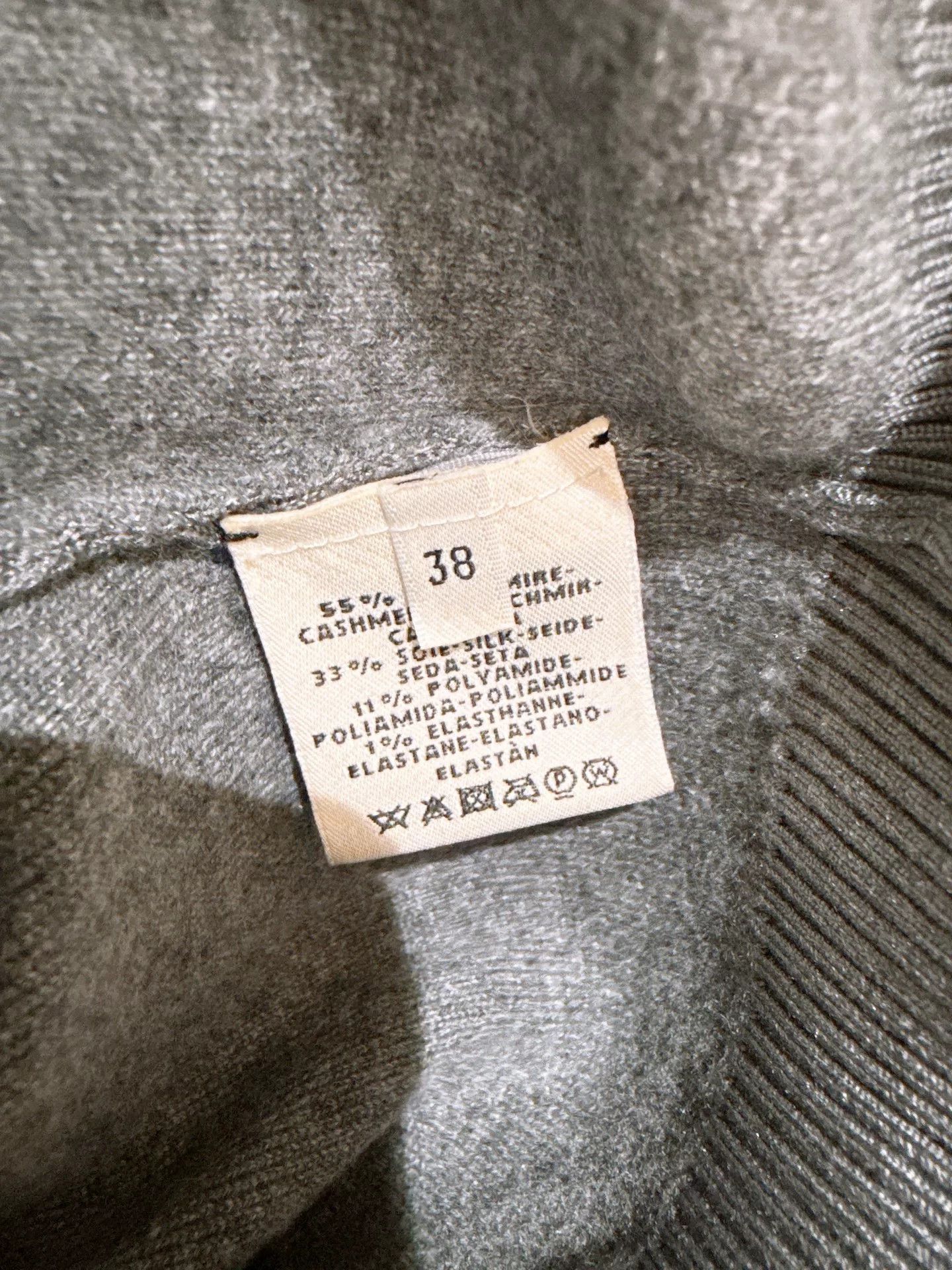 Hermes Hermes Gray Cashmere Sweater Size 38 Size US S / EU 44-46 / 1 - 9 Thumbnail