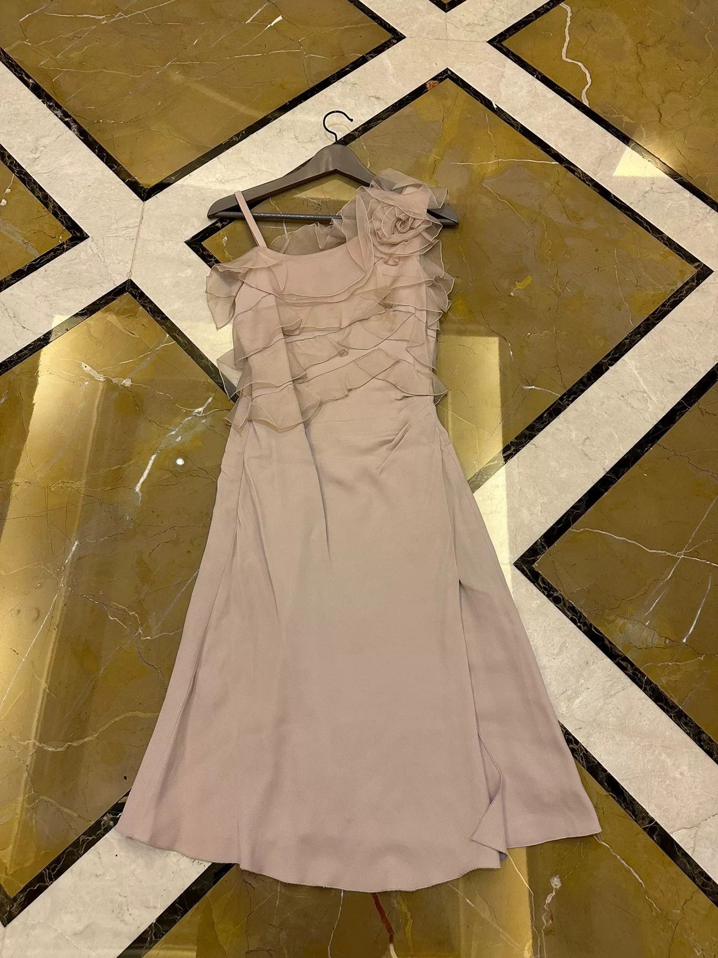 Valentino Valentino Beige Formal Dress Size US M / EU 48-50 / 2 - 3 Thumbnail