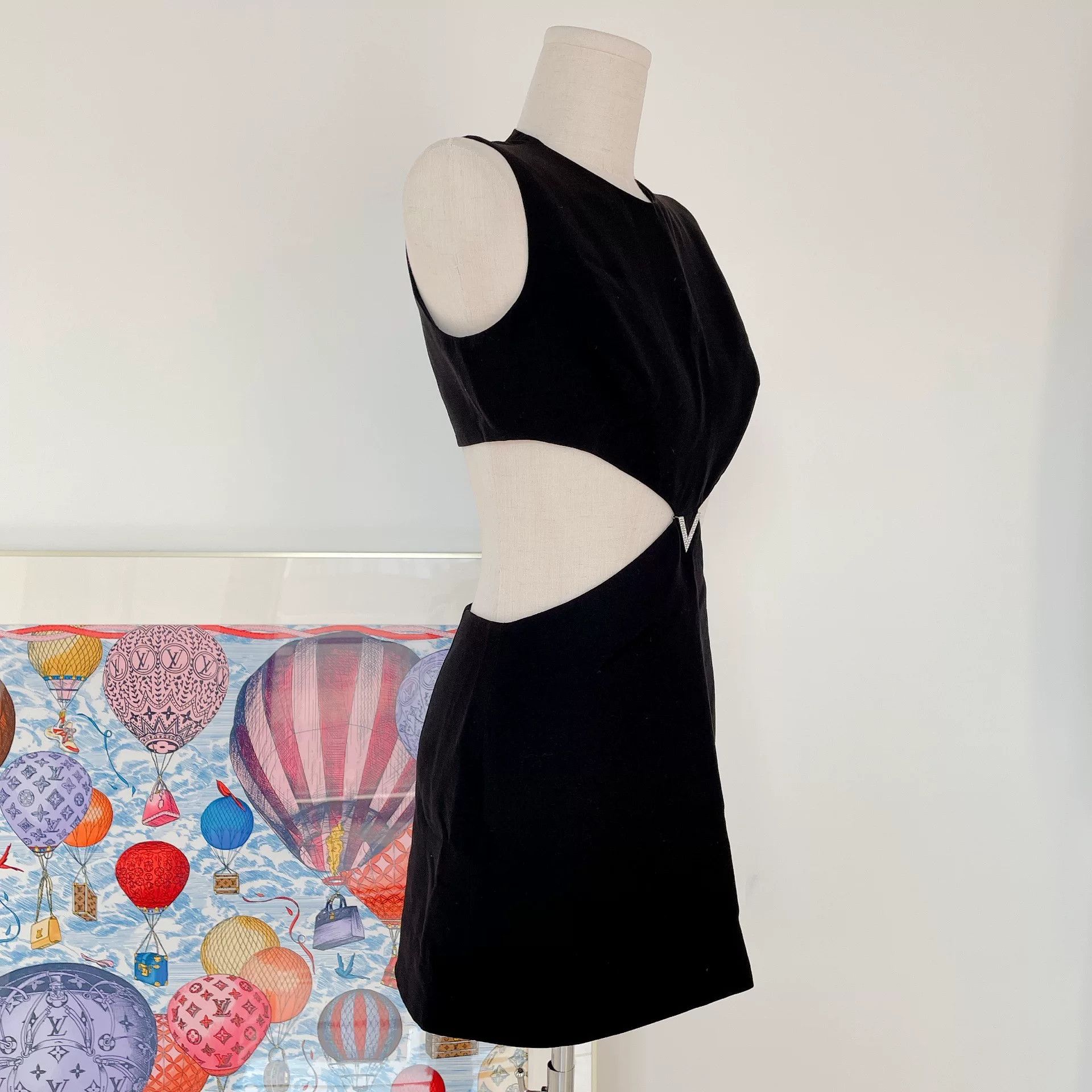Valentino Valentino Black Cutout Sleeveless Dress Size US M / EU 48-50 / 2 - 4 Thumbnail