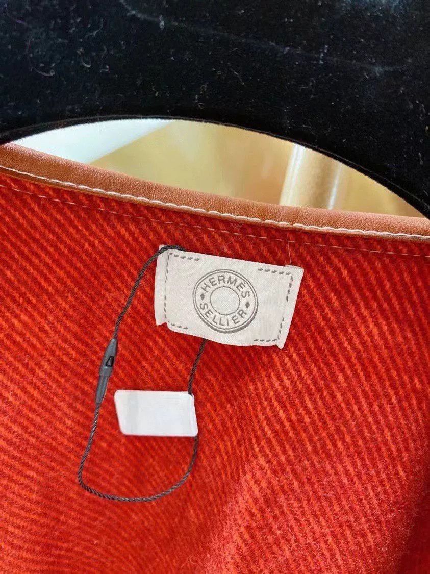 Hermes Hermes Red Stripe Fringe Cloak Size US XS / EU 42 / 0 - 3 Thumbnail
