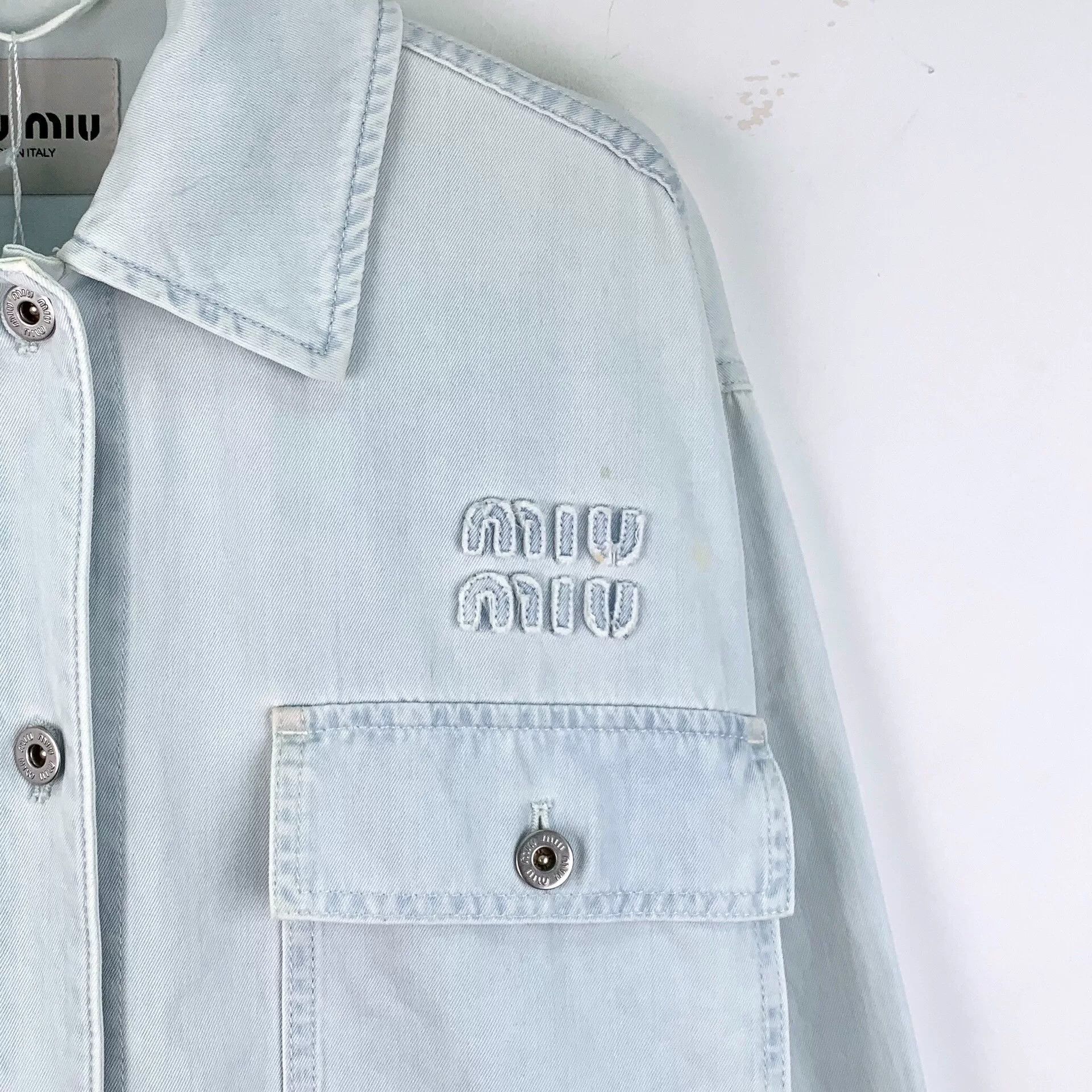 Miu Miu light blue logo embroidered denim jacket Size US S / EU 44-46 / 1 - 3 Thumbnail