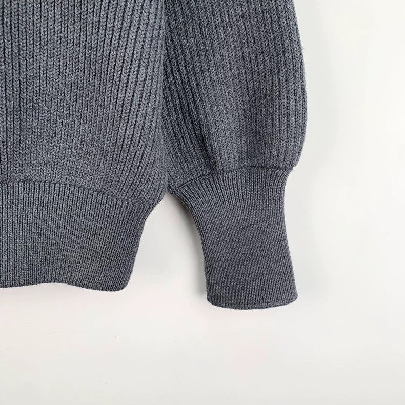 Louis Vuitton Louis Vuitton Gray Logo Embroidered Sweater Size US S / EU 44-46 / 1 - 4 Thumbnail