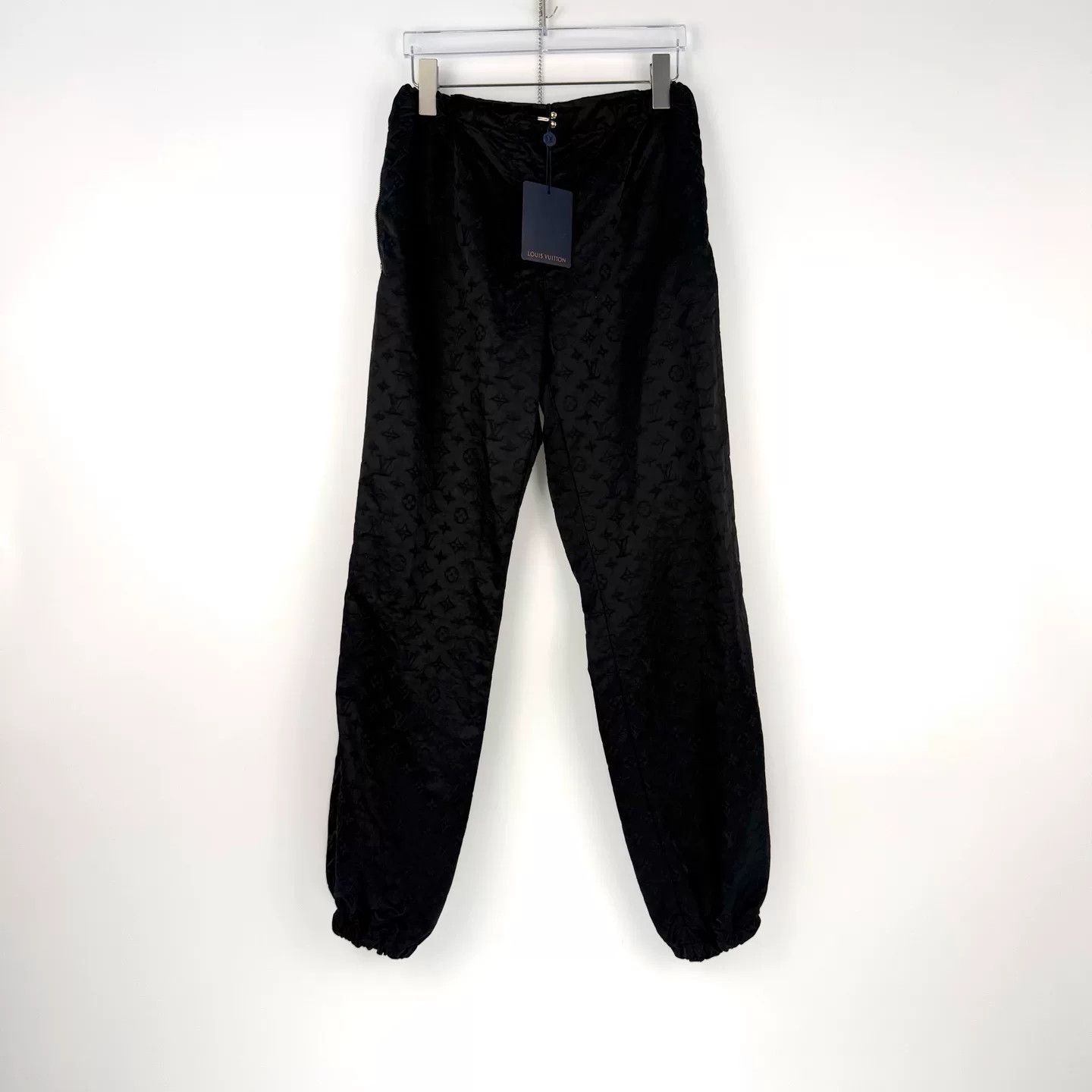 Louis Vuitton Louis Vuitton Black Logo Nylon Pants Size US 34 / EU 50 - 3 Thumbnail