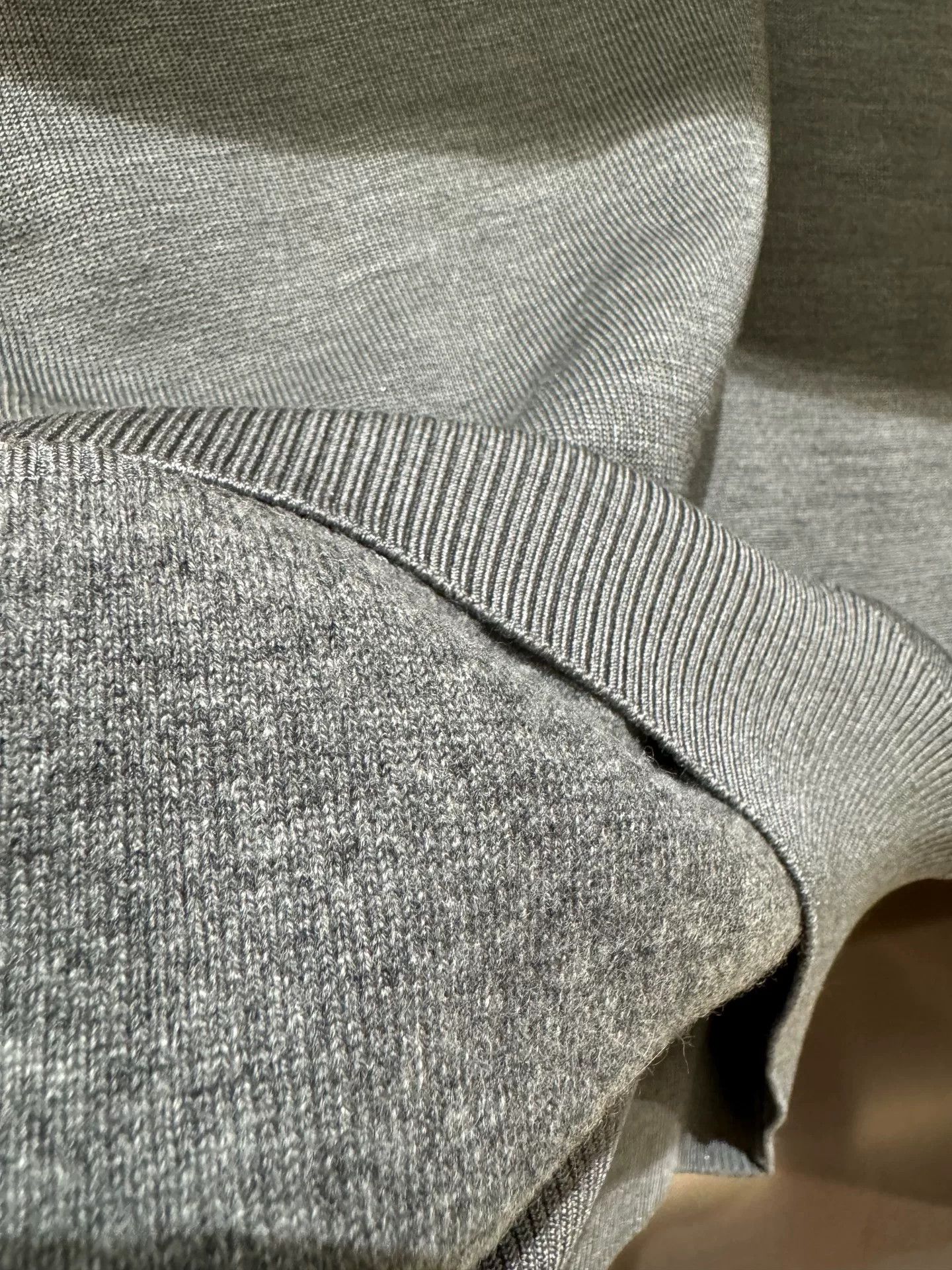Hermes HERMES Gray Carriage Logo Knit Sweater Size US M / EU 48-50 / 2 - 7 Thumbnail