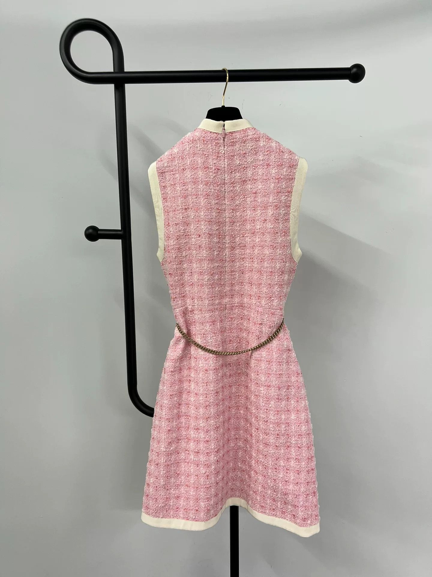 Gucci Gucci Pink Tweed Sleeveless Dress Size US M / EU 48-50 / 2 - 2 Thumbnail