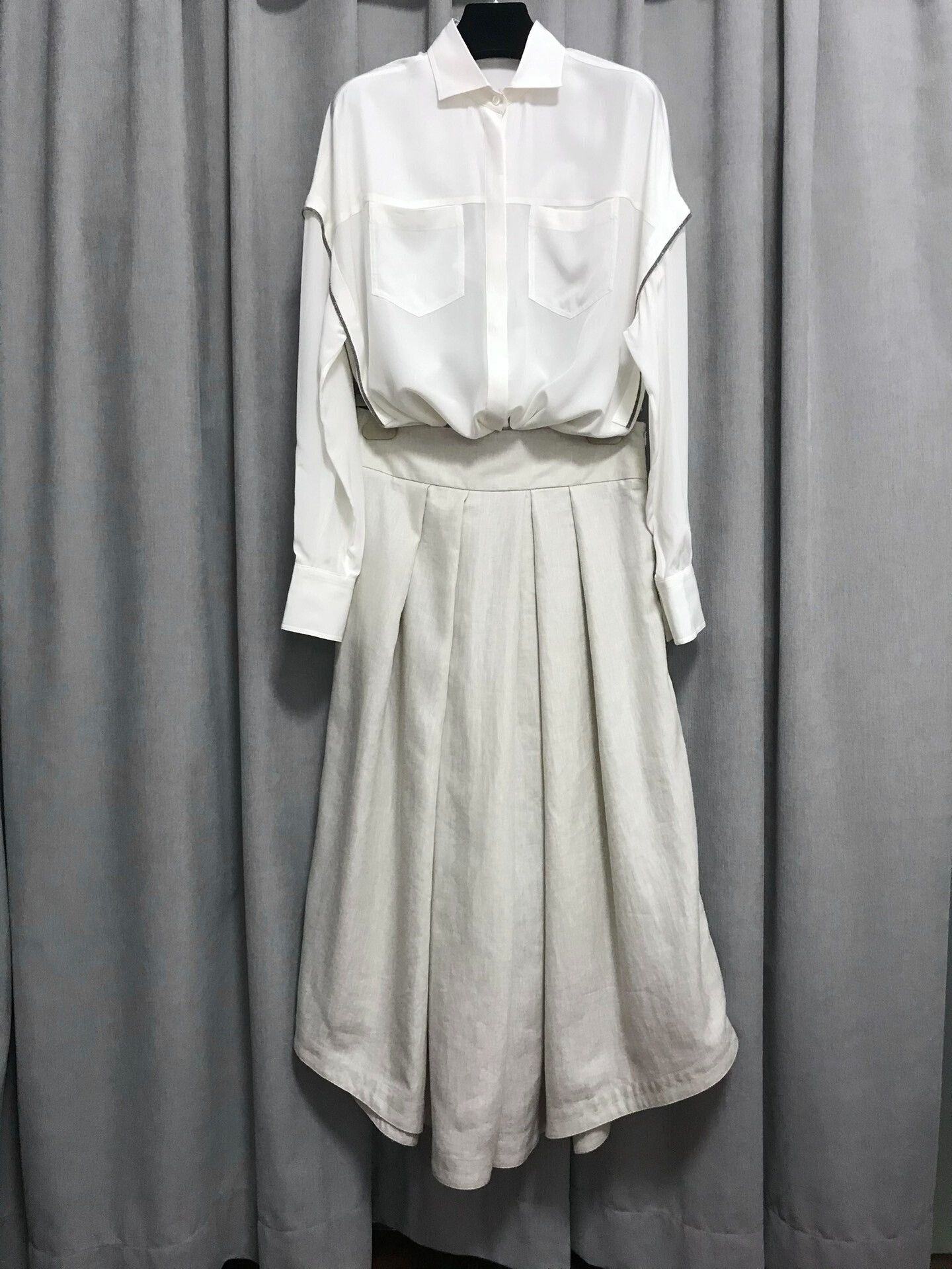 Brunello Cucinelli Brunello Cucinelli Silk Beaded Batwing Shirt Size US M / EU 48-50 / 2 - 7 Thumbnail
