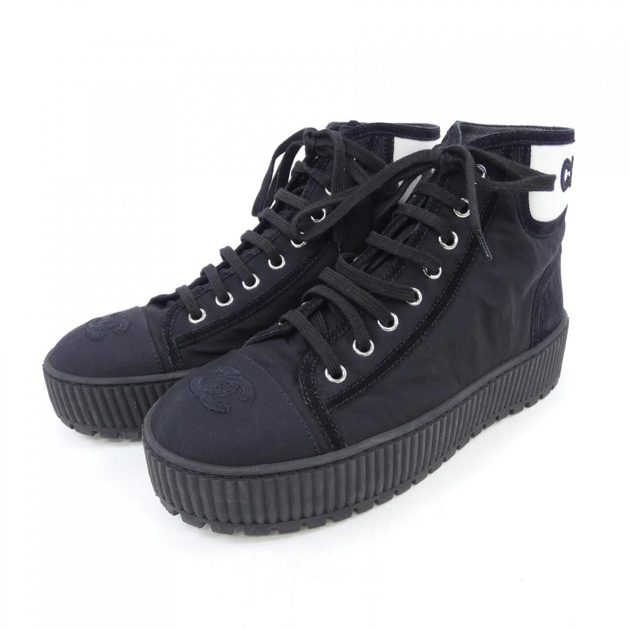 Chanel Chanel Chanel LACE UP Fabric Suede Kidskin Sneaker Suede Shoes G38091Y55624 DUTY FREE for USA Size ONE SIZE - 3 Thumbnail