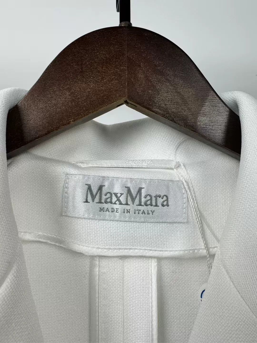 Max Mara maxmara pure white double-breasted coat Size US S / EU 44-46 / 1 - 3 Thumbnail