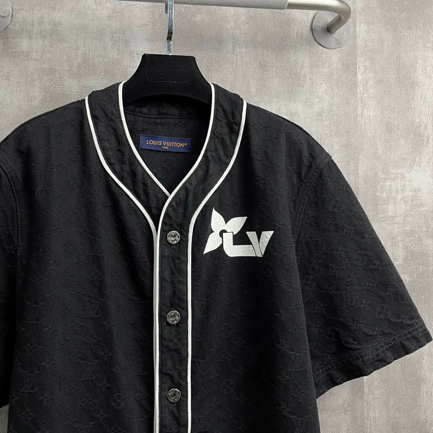 Louis Vuitton Louis Vuitton Black Denim Short Sleeve Shirt Size US S / EU 44-46 / 1 - 2 Thumbnail