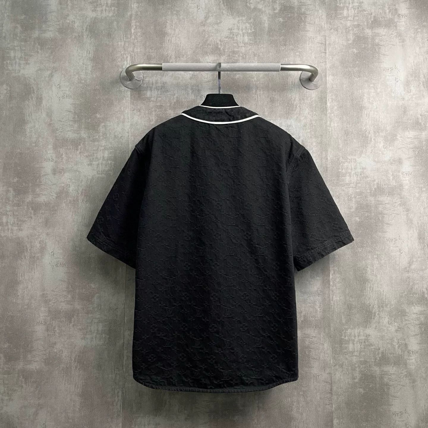 Louis Vuitton Louis Vuitton Black Denim Short Sleeve Shirt Size US S / EU 44-46 / 1 - 3 Thumbnail