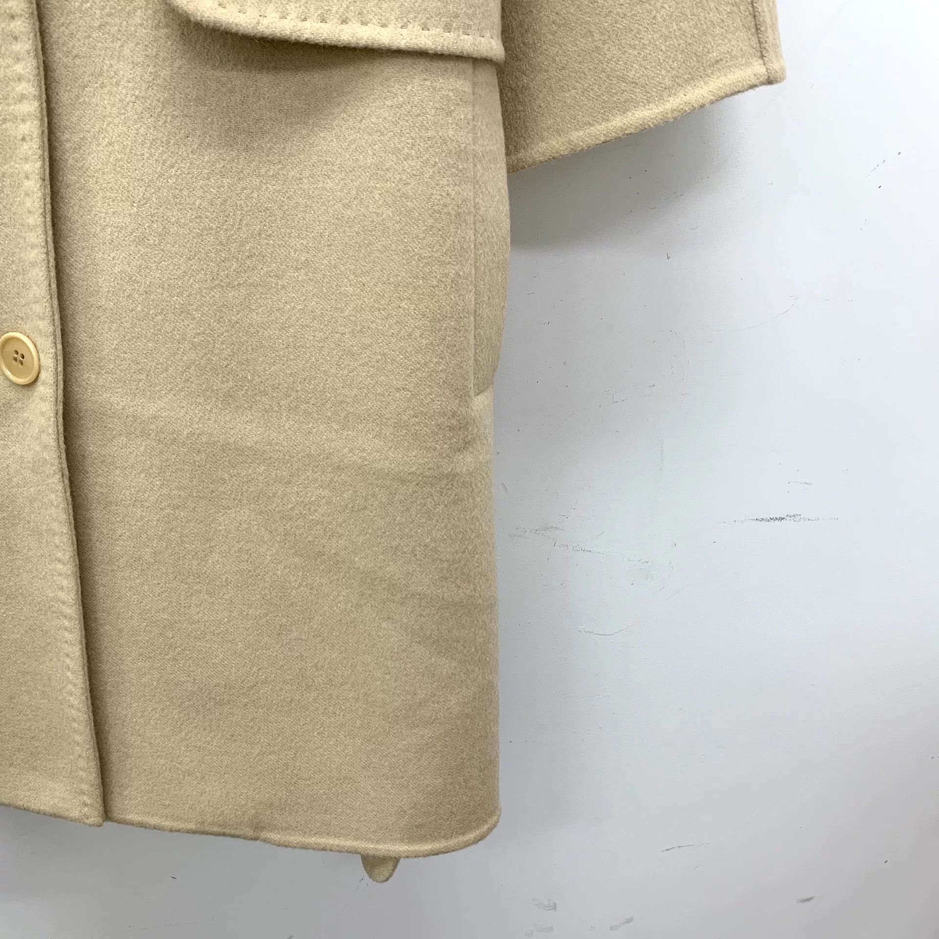 Max Mara camel hair button-up coat by maxmara Size US XS / EU 42 / 0 - 4 Thumbnail