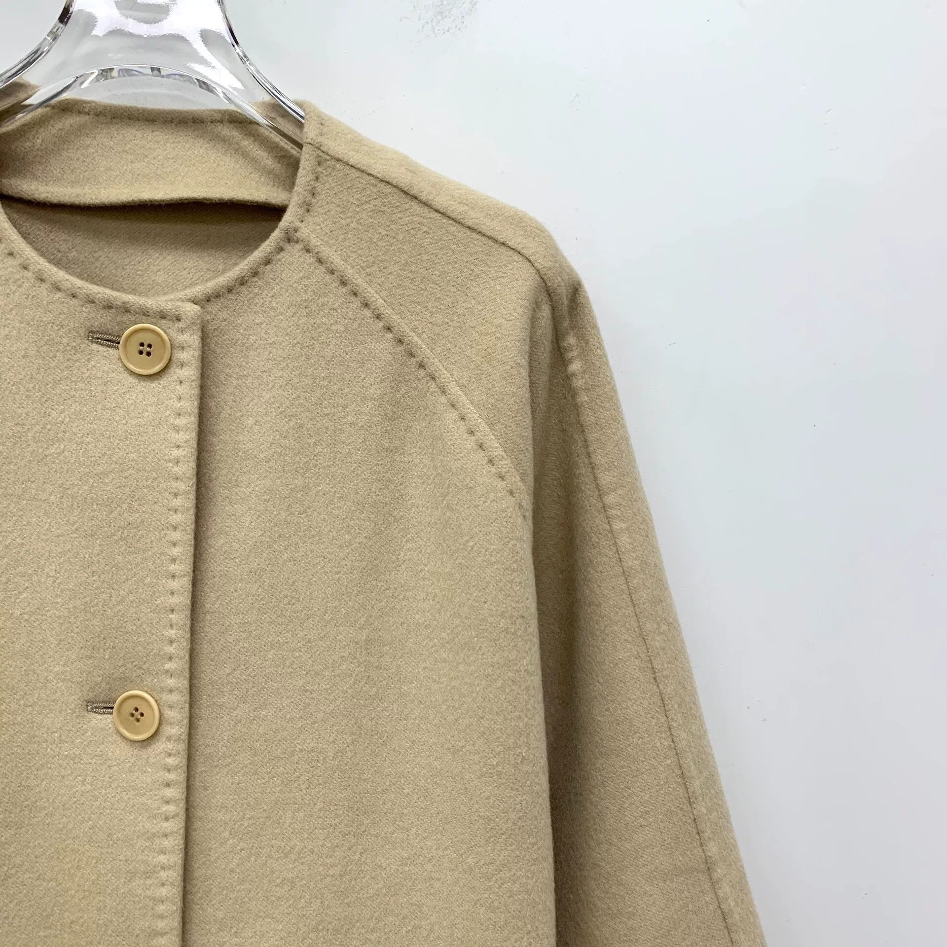 Max Mara camel hair button-up coat by maxmara Size US XS / EU 42 / 0 - 3 Thumbnail